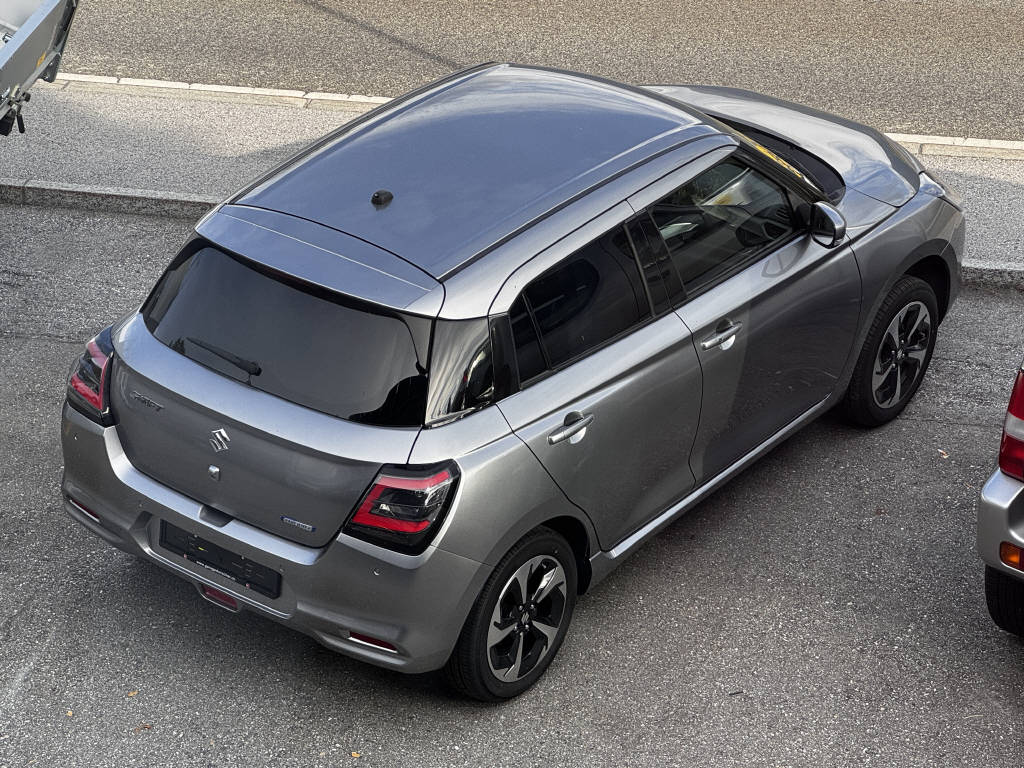 SUZUKI Swift 1.2 Compact Top Hybrid 4x4-image-6