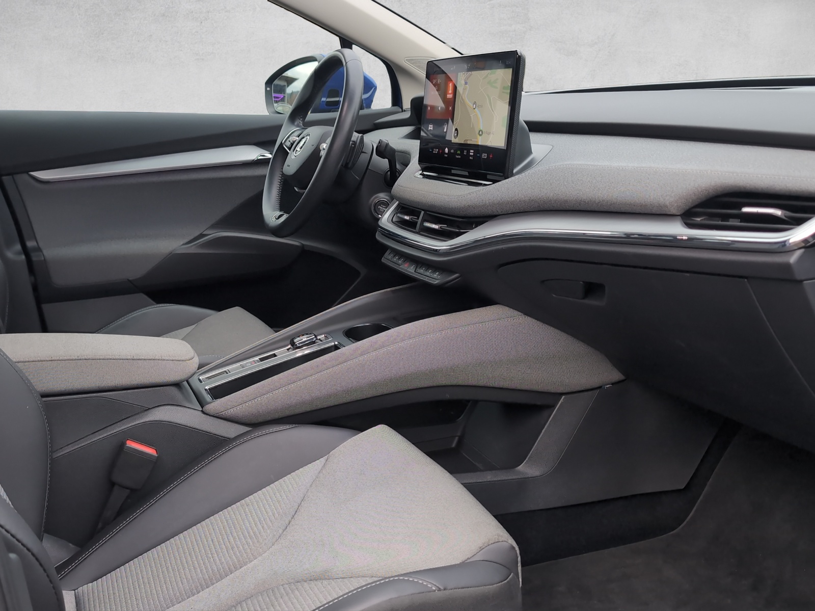 SKODA Enyaq iV 80x-image-12