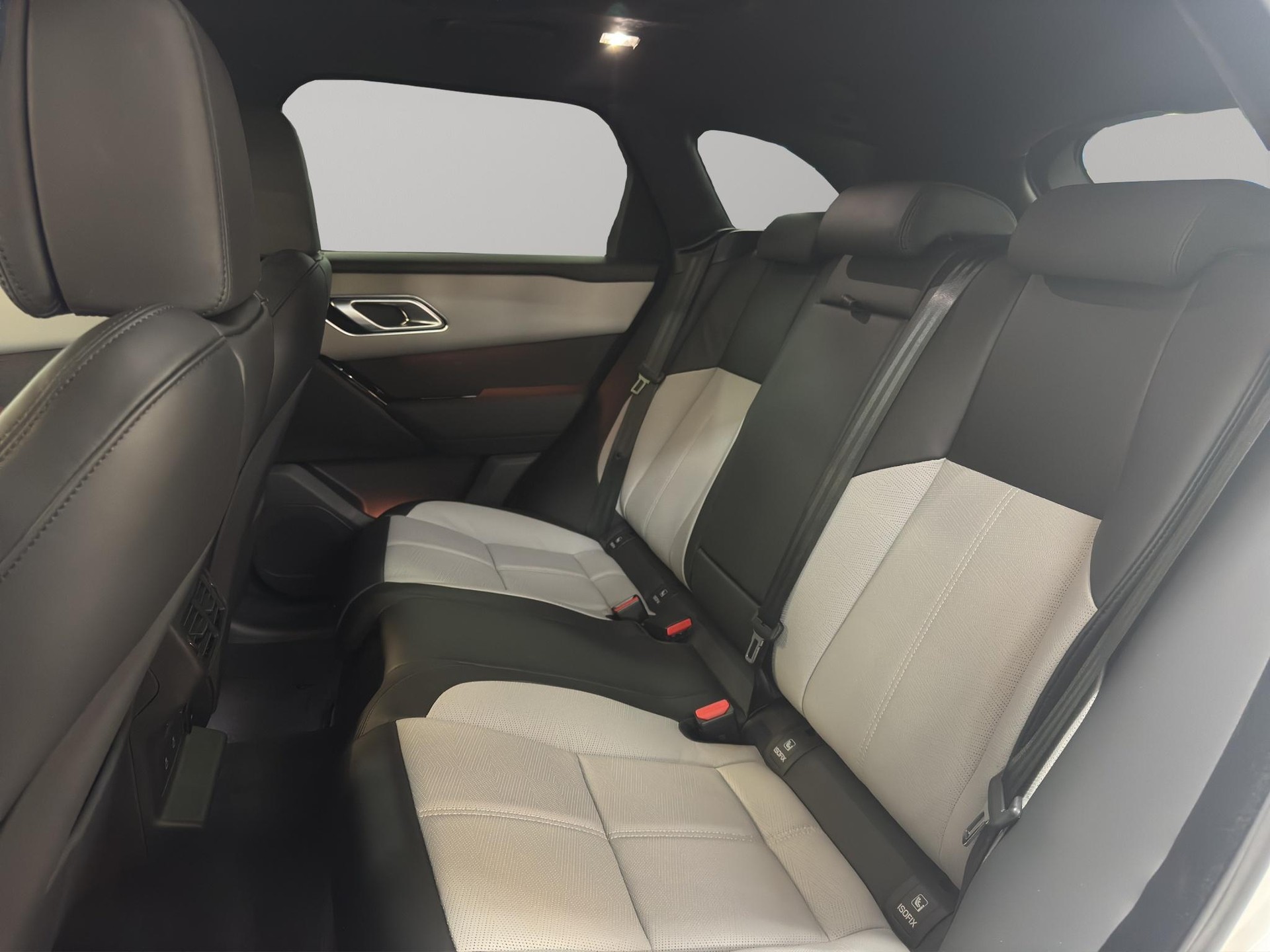 LAND ROVER Range Rover Velar 3.0 I6 Autobiography-image-11