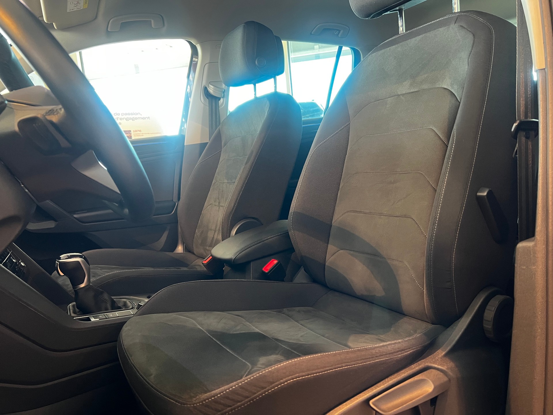 VW Tiguan 2.0TSI Life 4M-image-10