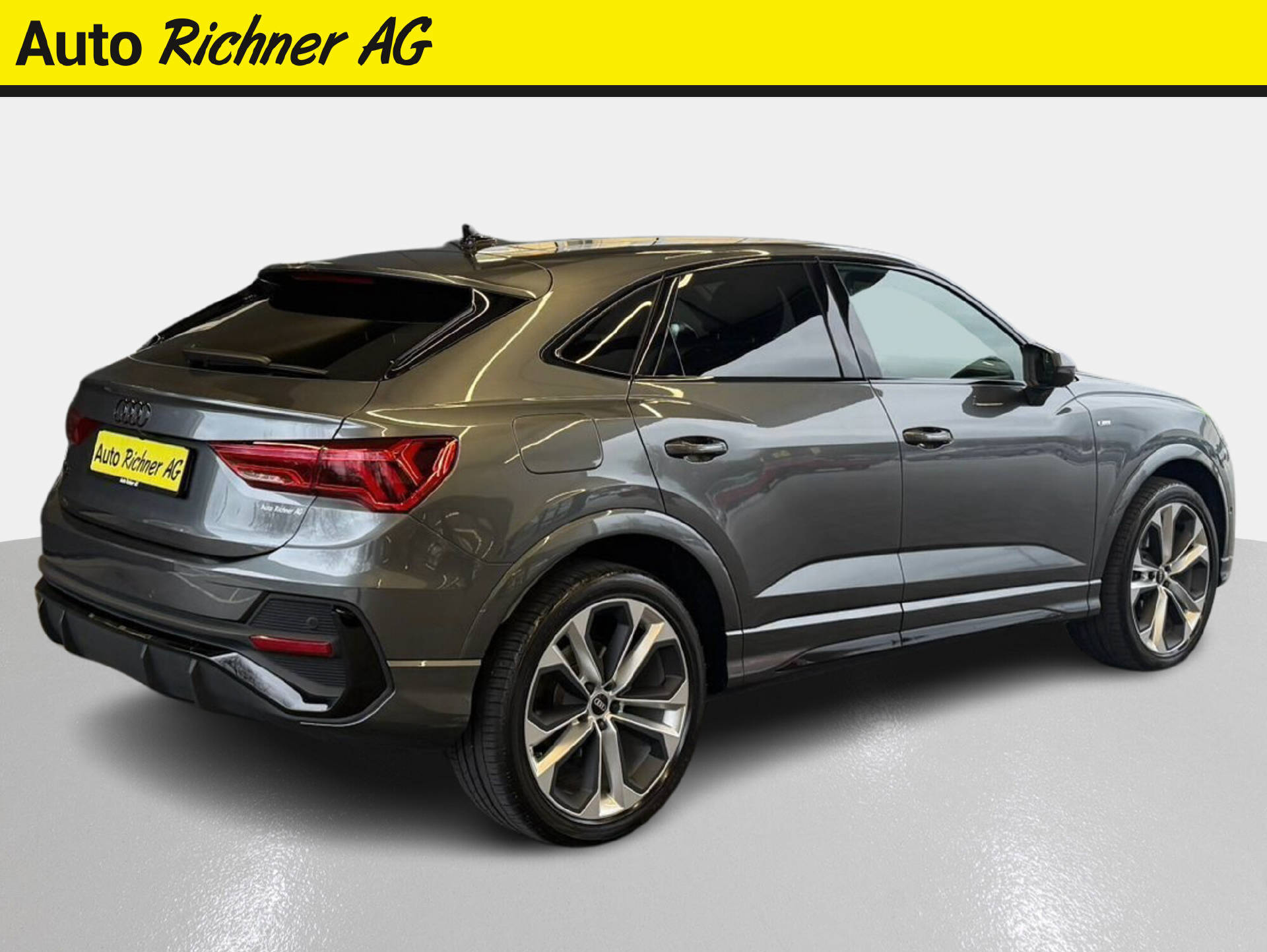 AUDI Q3 Sportback 1.5 35 TFSI S line S-Tronic-image-3