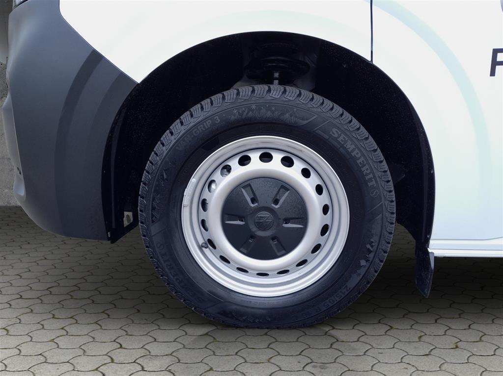 VW Transporter 2.0 TDI Automat-image-5