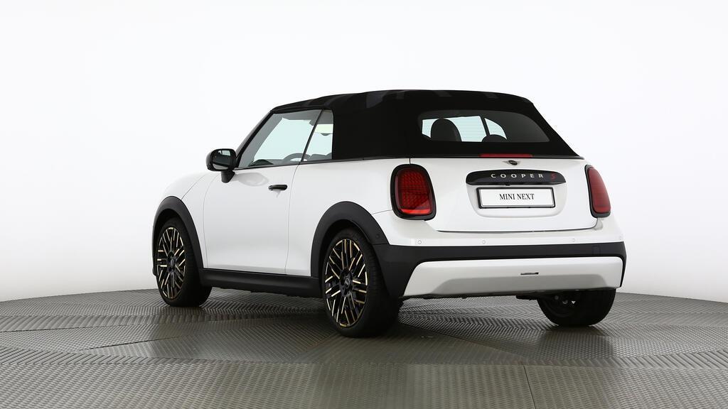 MINI Cooper S Cabrio-image-3