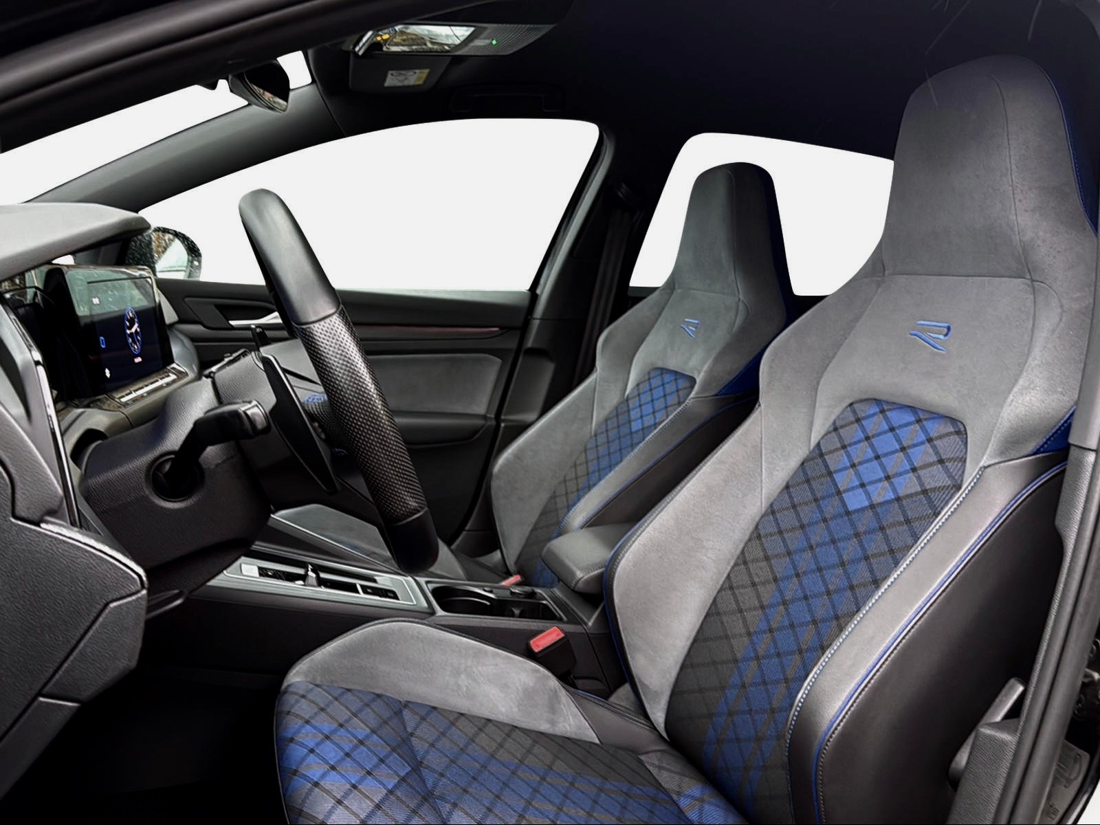 VW Golf 2.0 TSI R DSG 4Motion-image-1