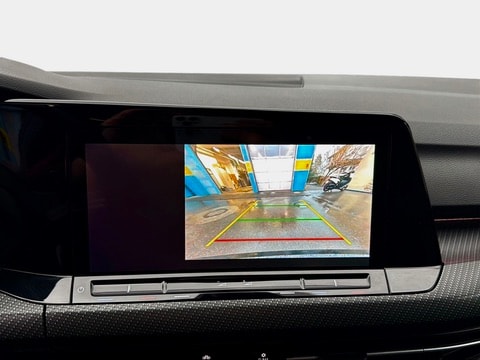 VW Golf 2.0 TSI R DSG 4Motion-image-8
