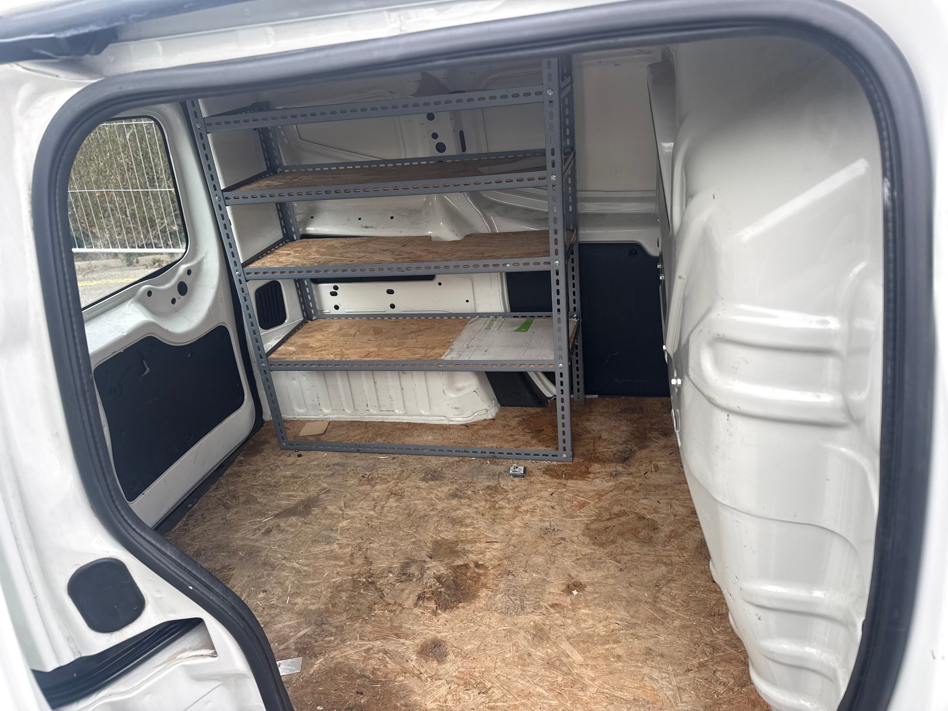 FIAT Fiorino 1.3 MJ Swiss-image-8
