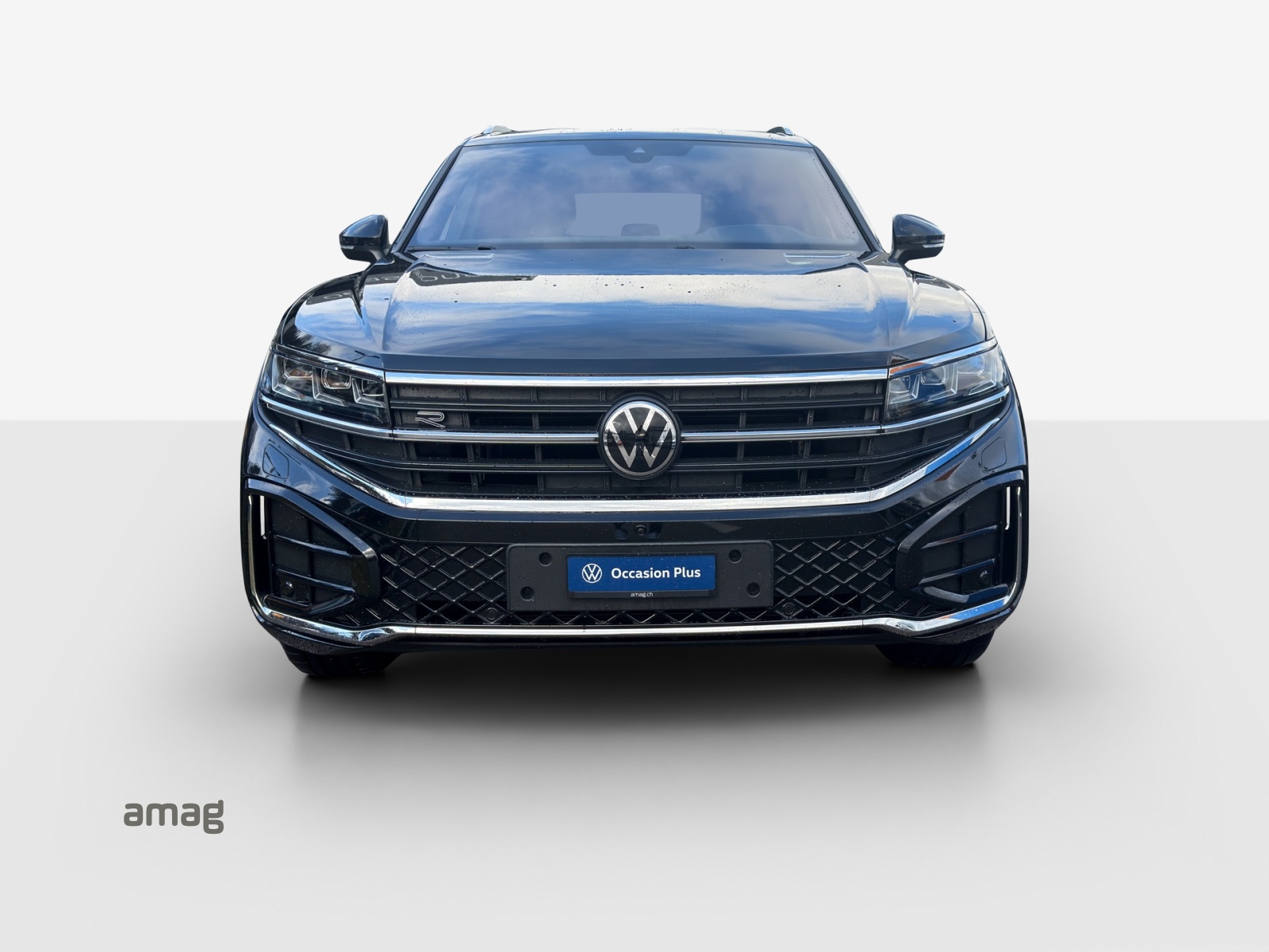 VW Touareg 3.0 TDI R-Line Tiptronic-image-6