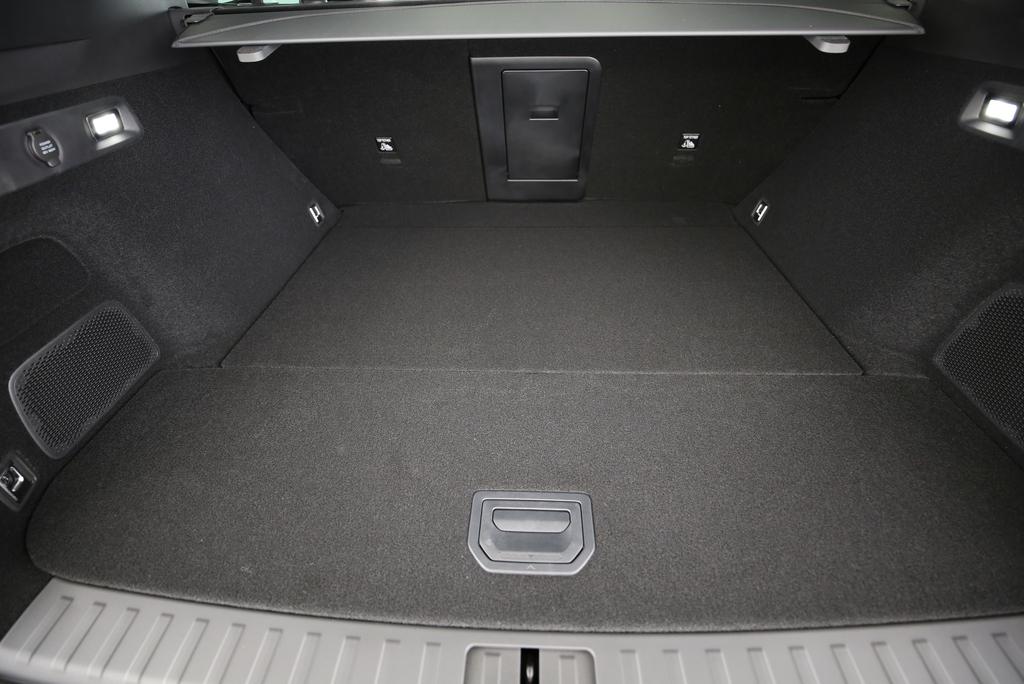ZEEKR 7X Privilege AWD-image-11