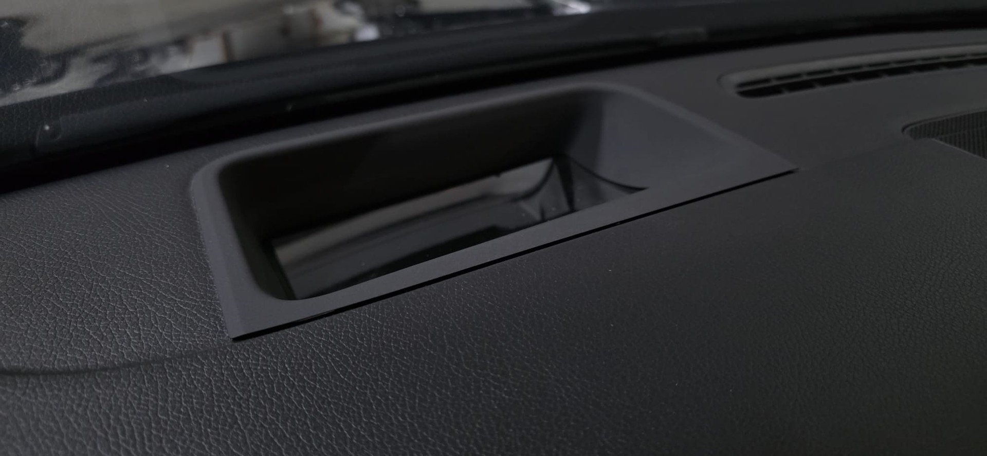 MERCEDES-BENZ A 250 4Matic AMG Line 4Matic 7G-DCT *CH FAHRZEUG*-image-16
