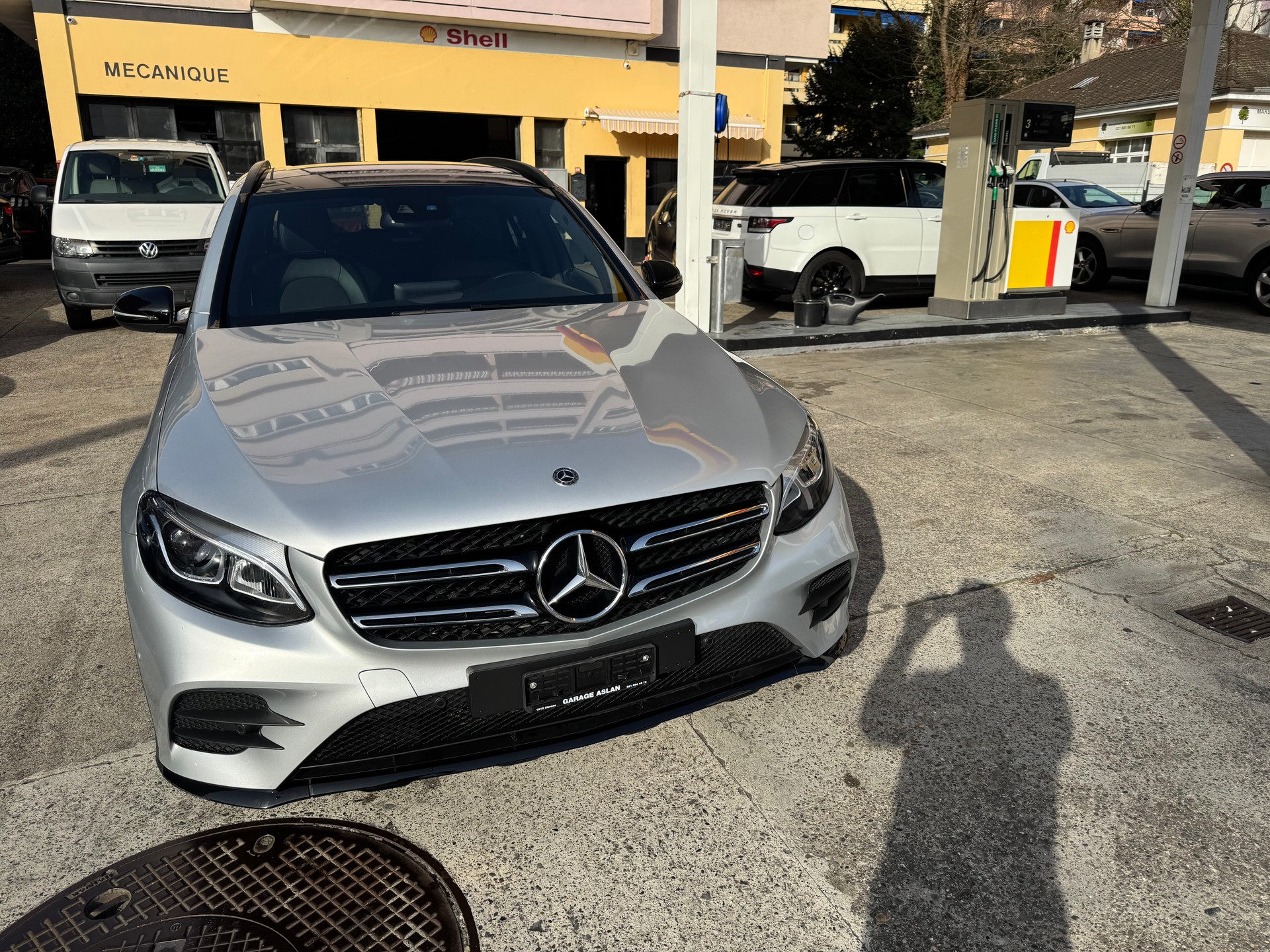 MERCEDES-BENZ GLC 250 d AMG Line 4Matic 9G-Tronic-image-5