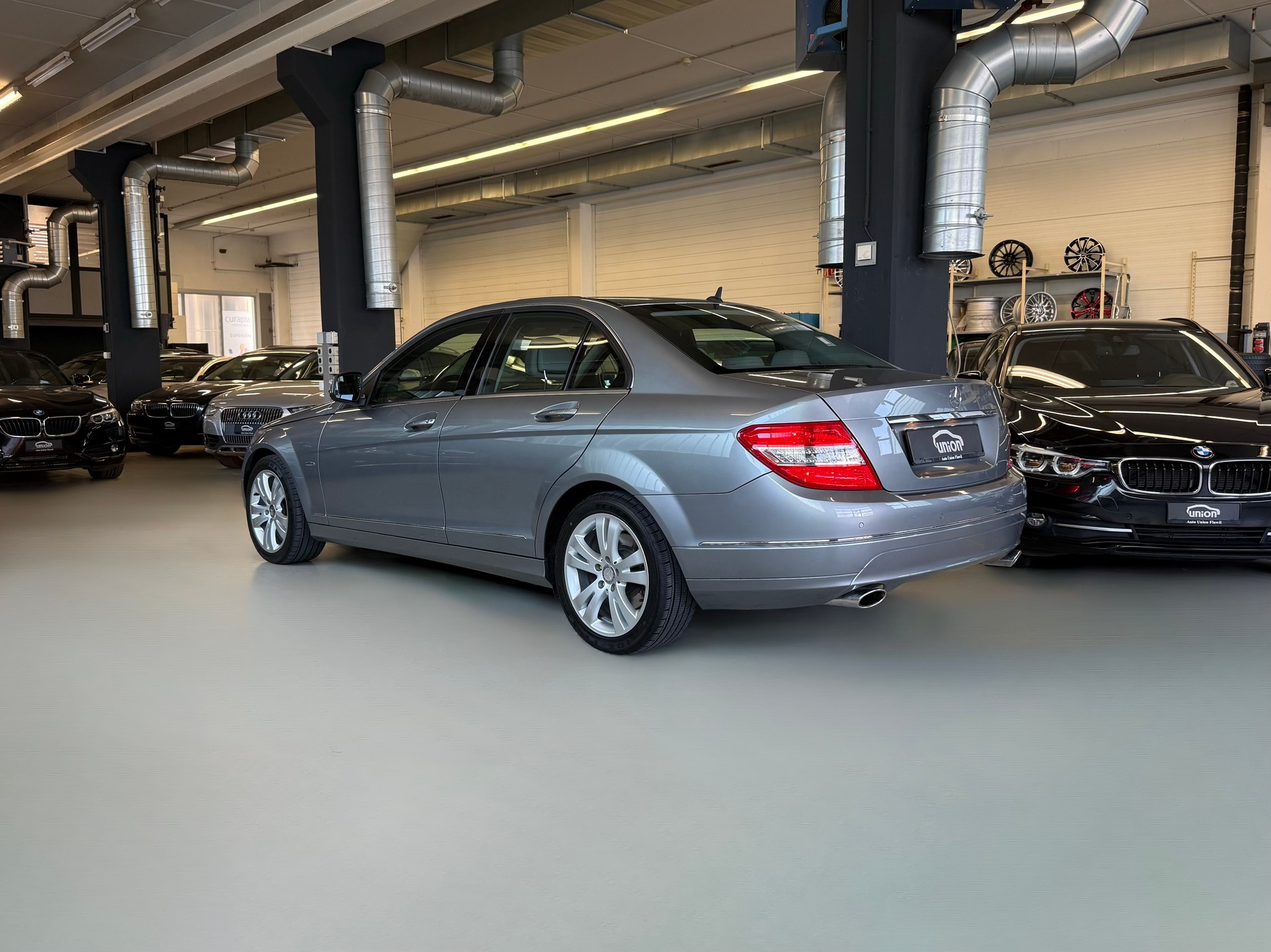 MERCEDES-BENZ C 230 Avantgarde 7G-Tronic-image-5