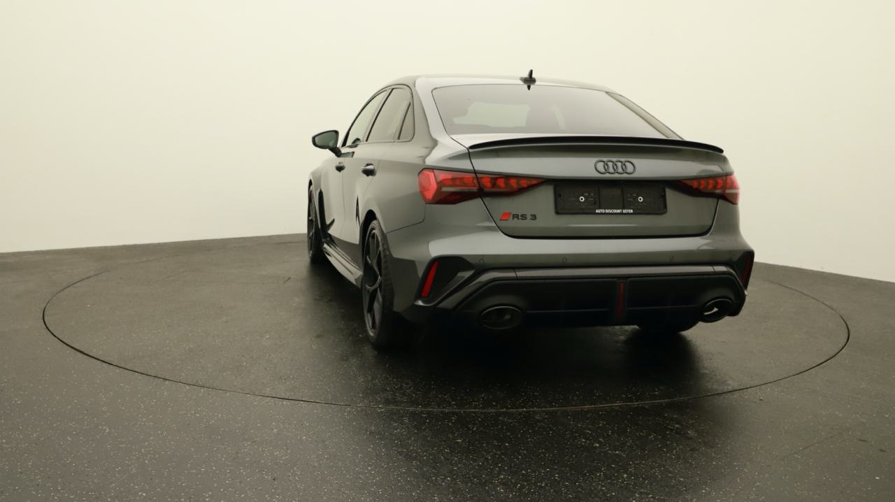 AUDI RS3 Limousine 2.5 TSI quattro S-tronic-image-3