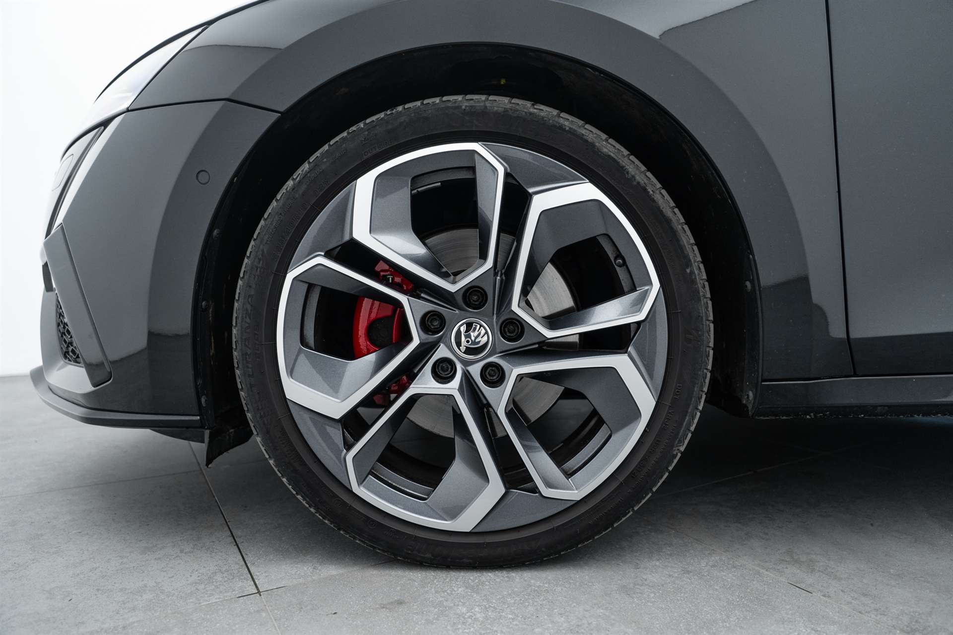 SKODA Octavia Combi 2.0 TDI DSG RS 4x4 200PS-image-5