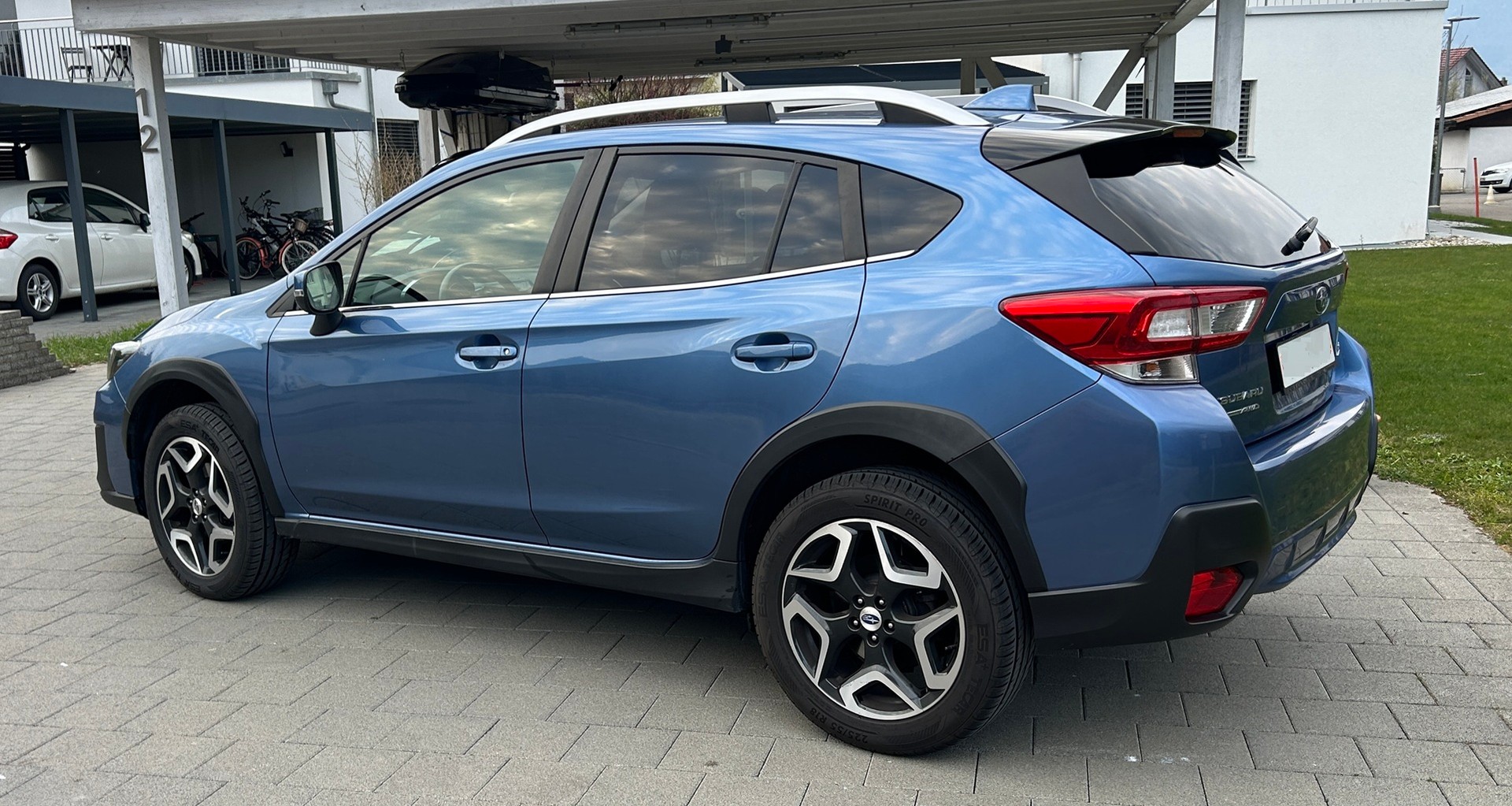 SUBARU XV 2.0 Swiss Plus AWD Lineartronic-image-2