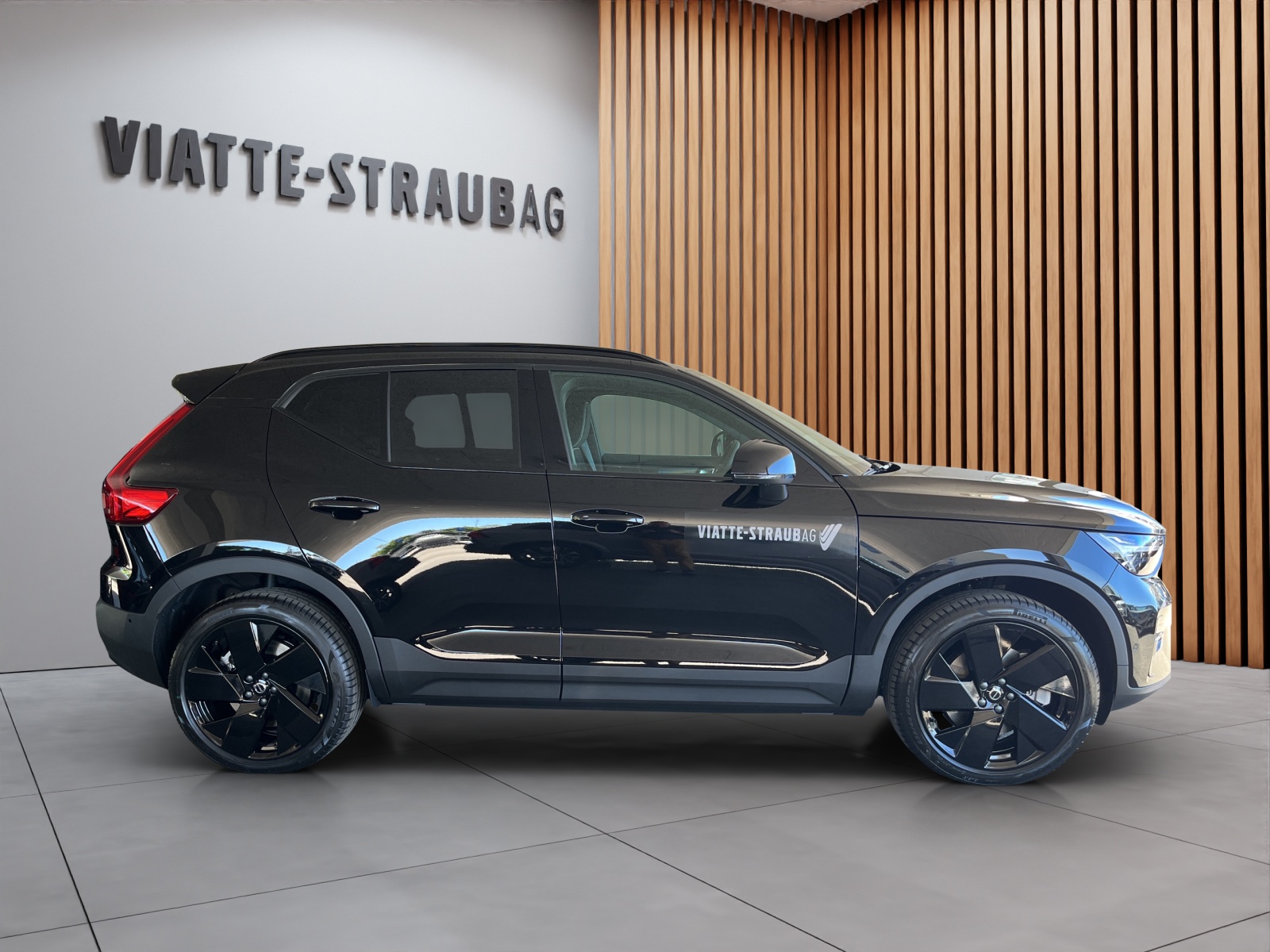 VOLVO EX40 Twin Black Edition AWD-image-5