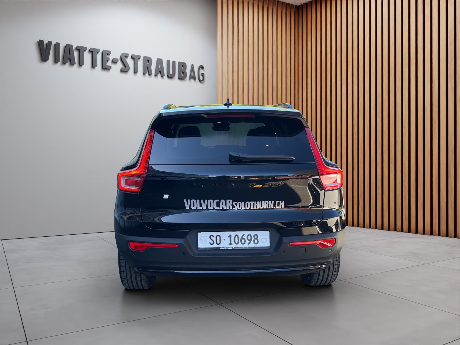 VOLVO EX40 Twin Black Edition AWD-image-3
