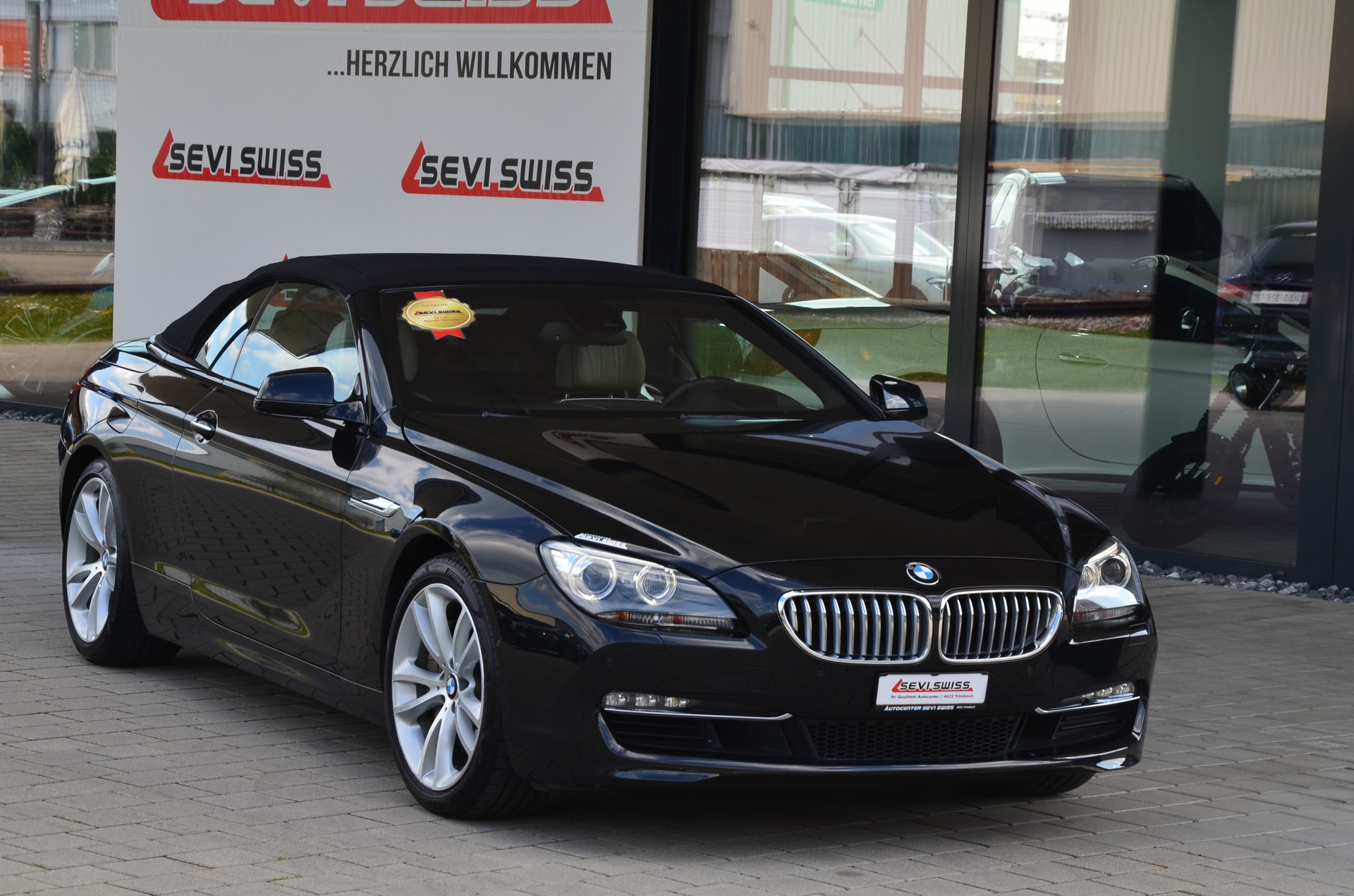 BMW 650i Cabrio*Ab MFK,1 Jahr oder 20'000km Garantie*-image-2