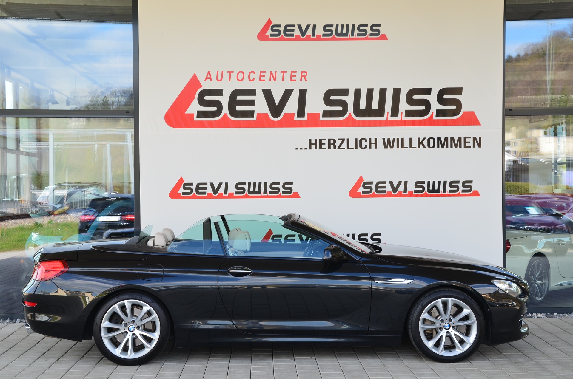 BMW 650i Cabrio*Ab MFK,1 Jahr oder 20'000km Garantie*-image-11