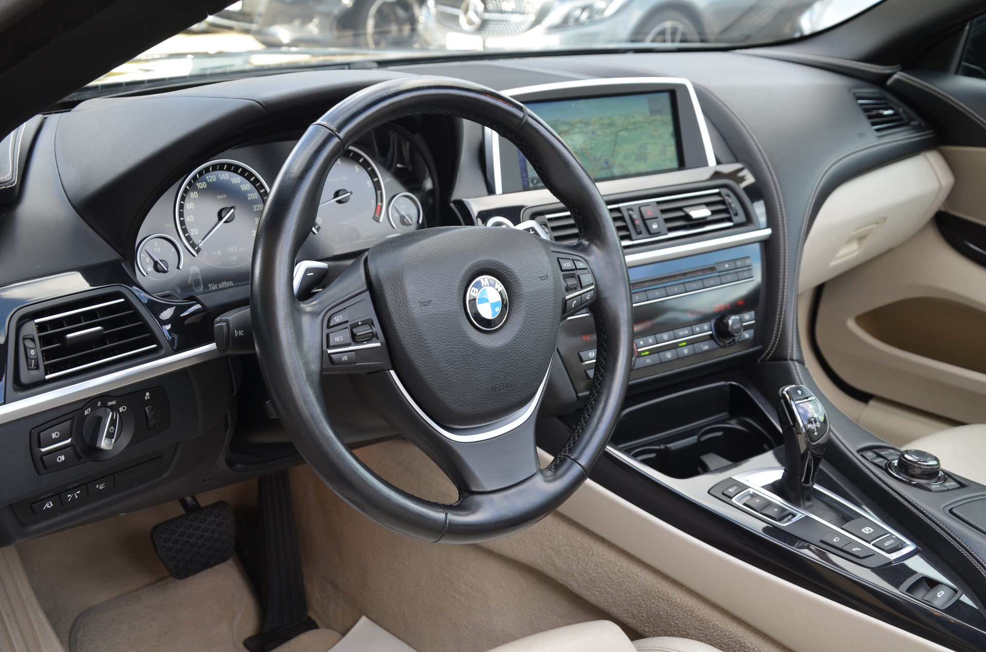 BMW 650i Cabrio*Ab MFK,1 Jahr oder 20'000km Garantie*-image-19