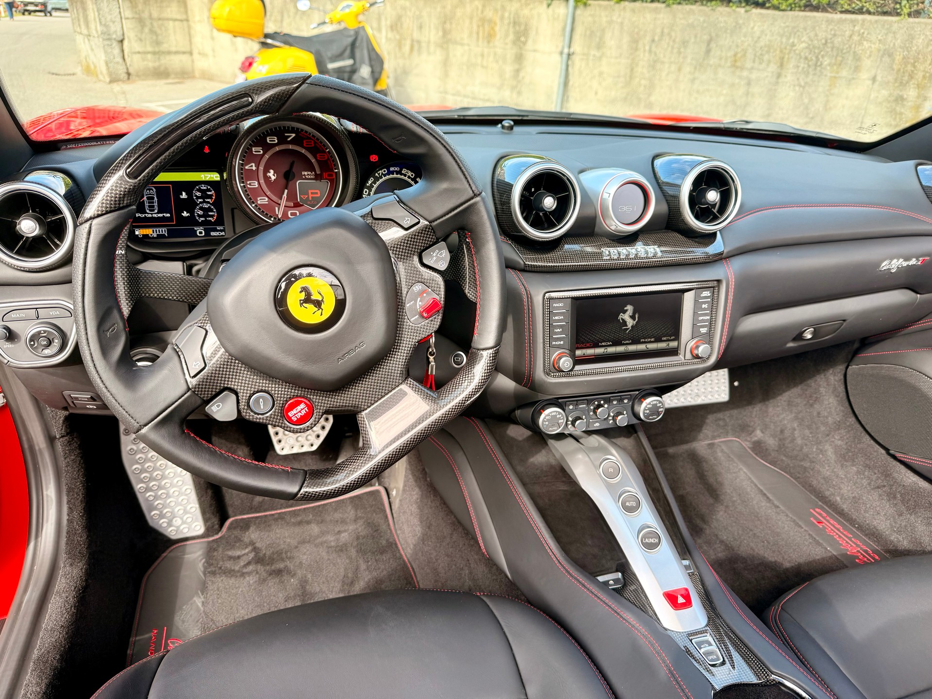 FERRARI California 3.9 V8 T-image-4