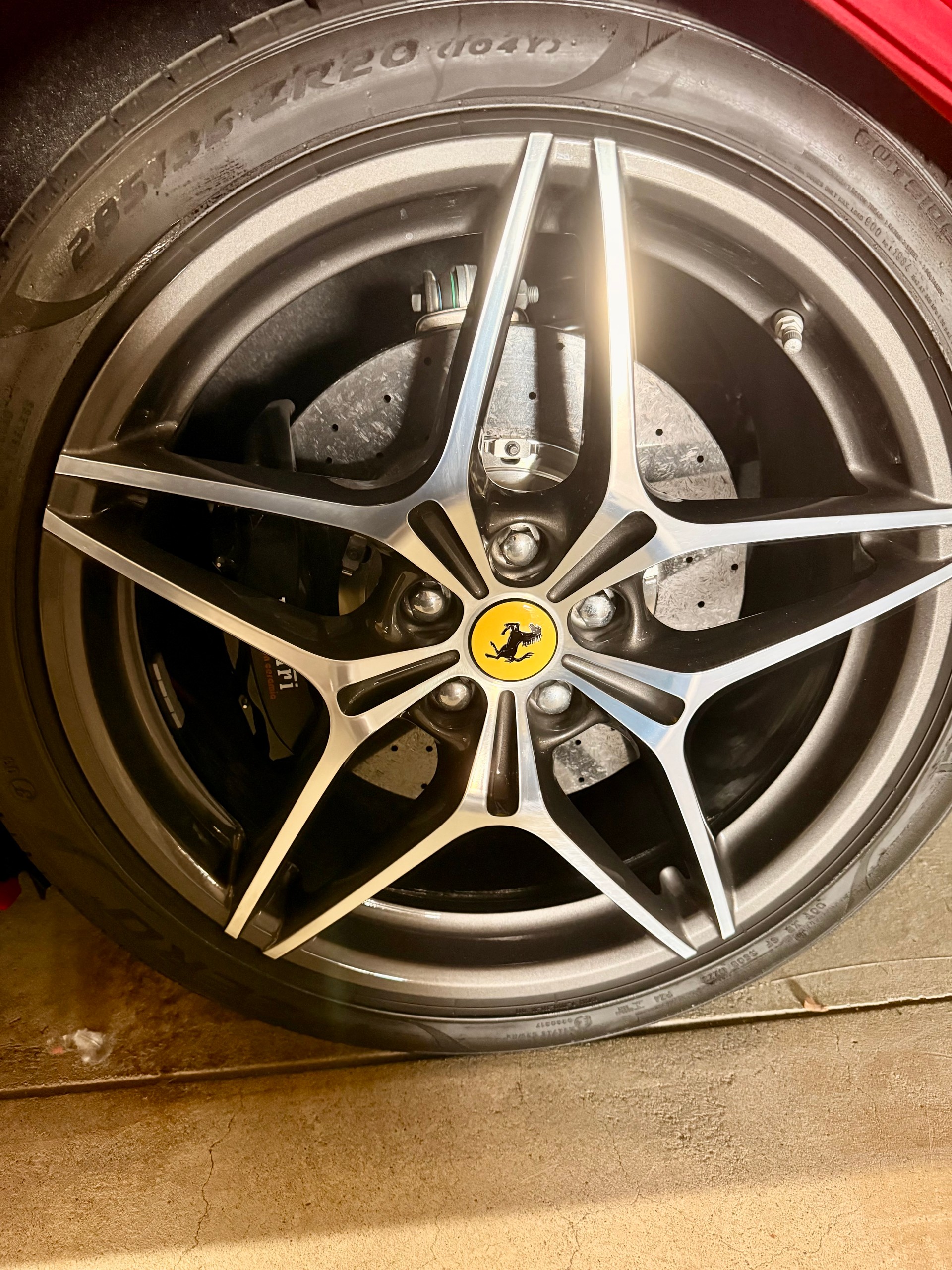 FERRARI California 3.9 V8 T-image-6