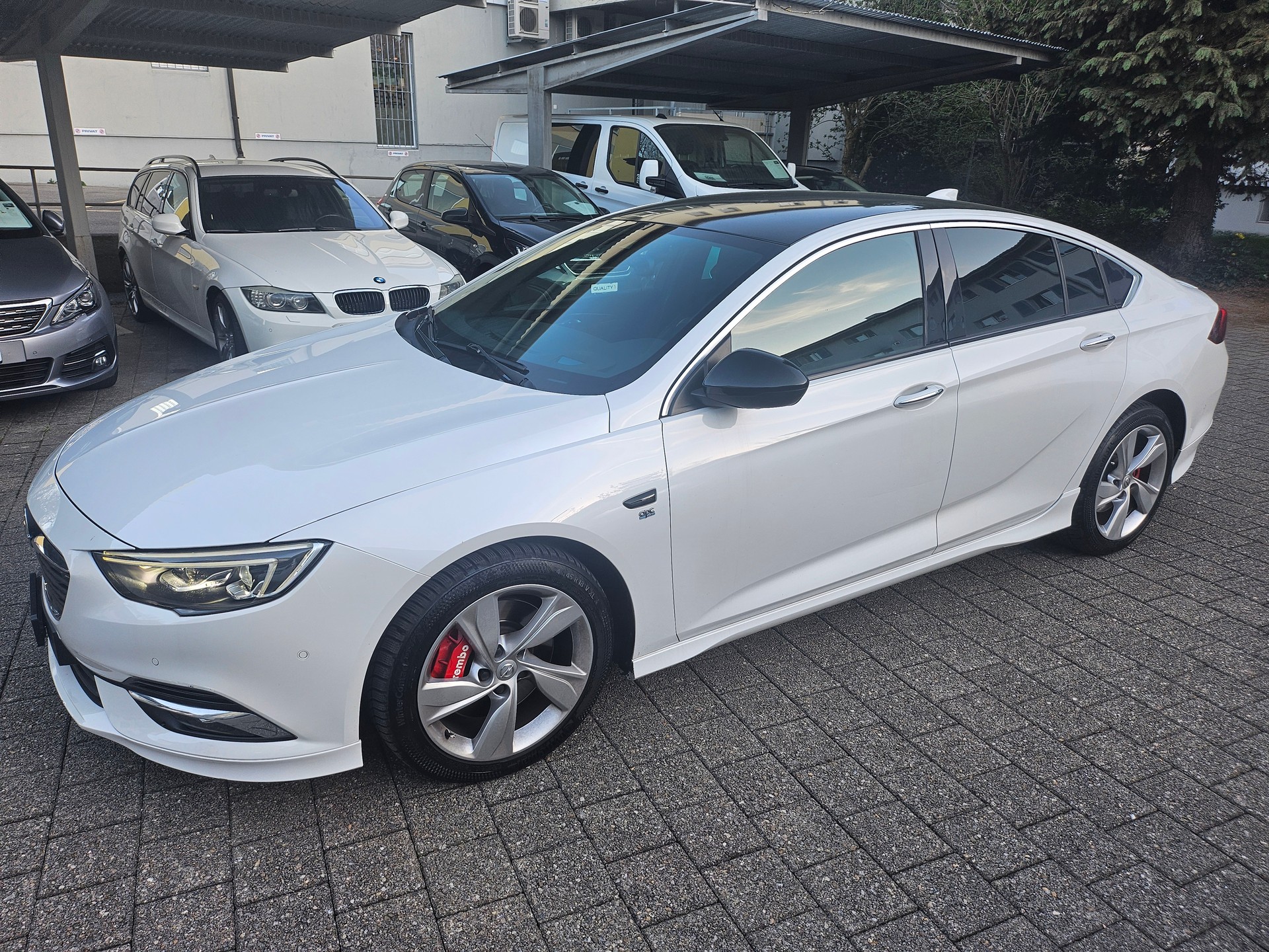 OPEL Insignia 2.0 T Grand Sport Excellence 4WD Automat.