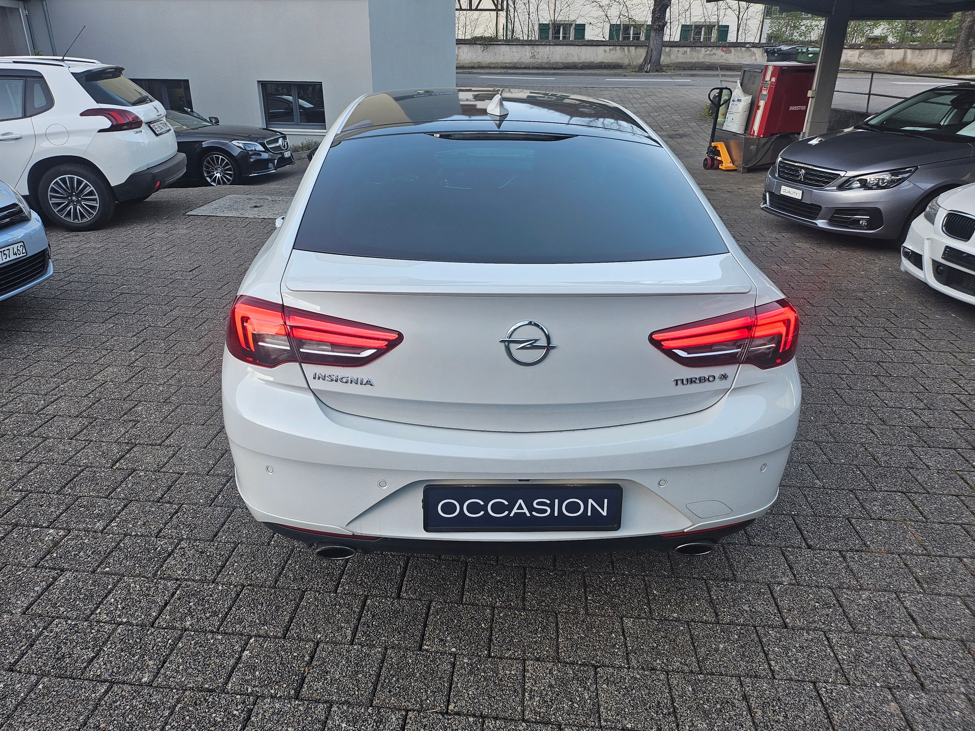 OPEL Insignia 2.0 T Grand Sport Excellence 4WD Automat.-image-5