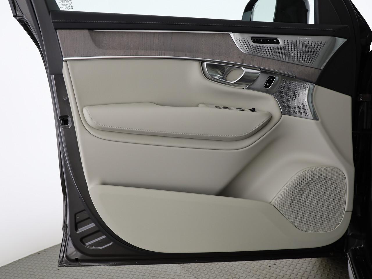 VOLVO XC90 2.0 T8 TE Ultra Dark eAWD-image-20