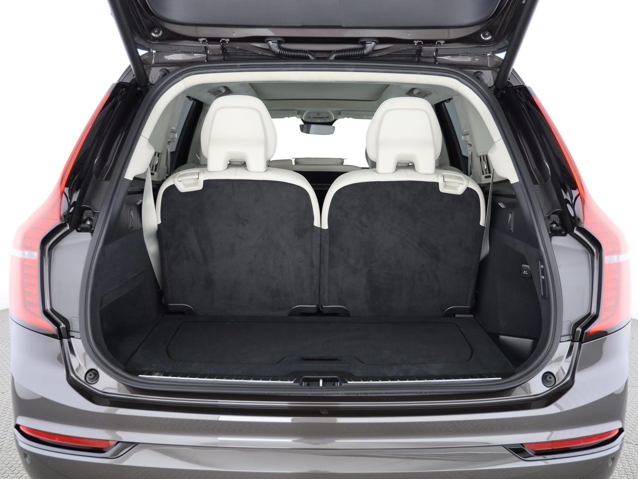 VOLVO XC90 2.0 T8 TE Ultra Dark eAWD-image-15
