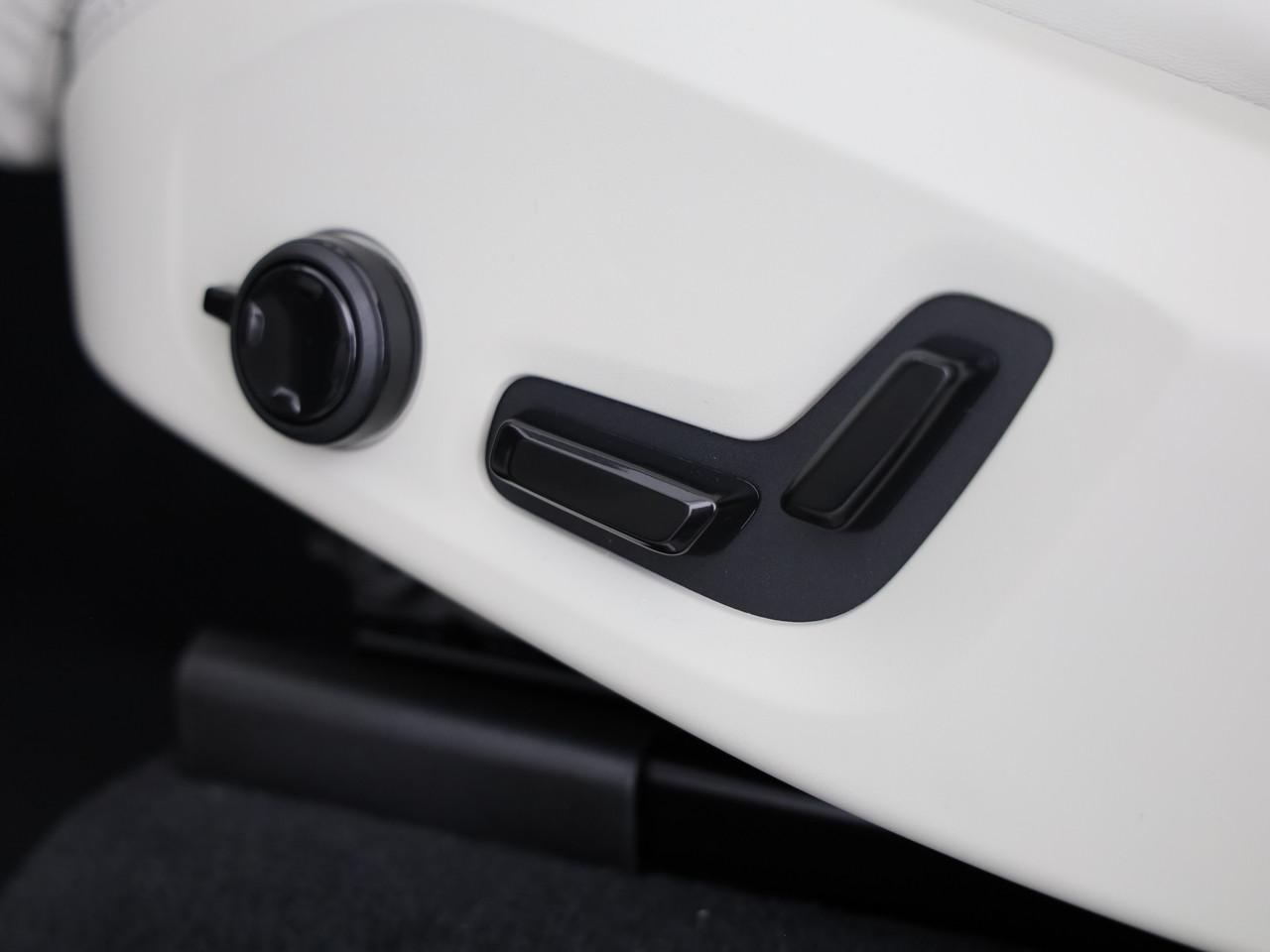 VOLVO XC90 2.0 T8 TE Ultra Dark eAWD-image-21
