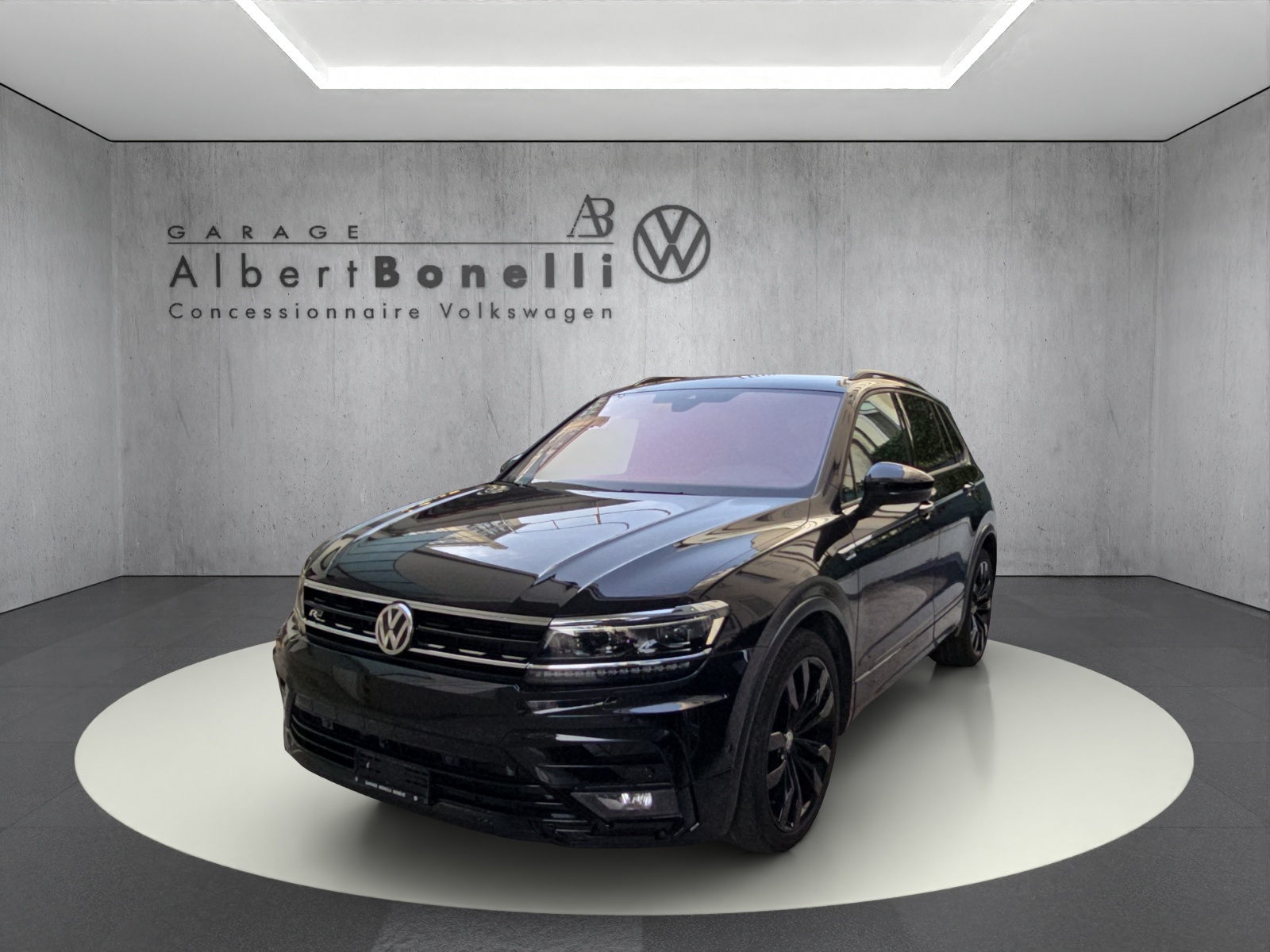 VW Tiguan 2.0TSI Highline 4Motion DSG-image-0