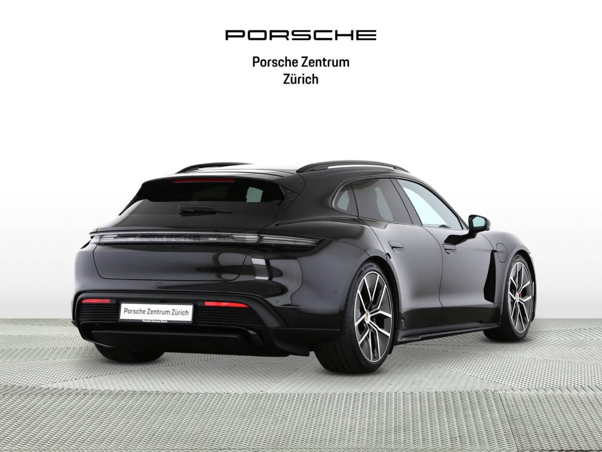PORSCHE Taycan 4S Sport Turismo Black Edition-showroom-element-2