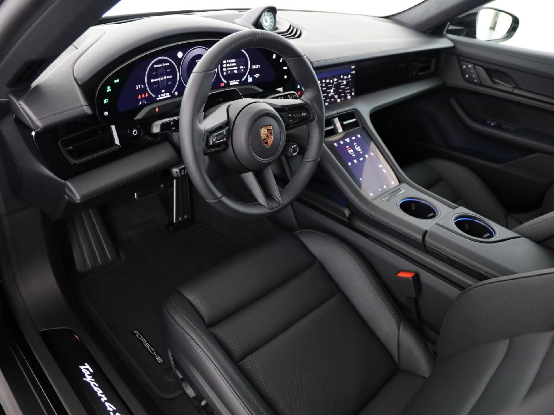 PORSCHE Taycan 4S Sport Turismo Black Edition-image-10