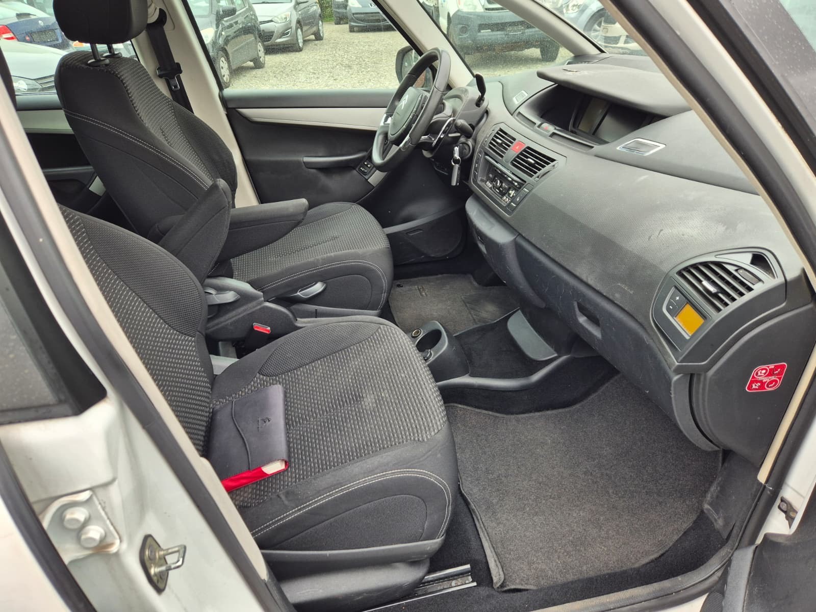CITROEN Grand C4 Picasso 1.6 HDI 16V Rossignol EGS6-image-6