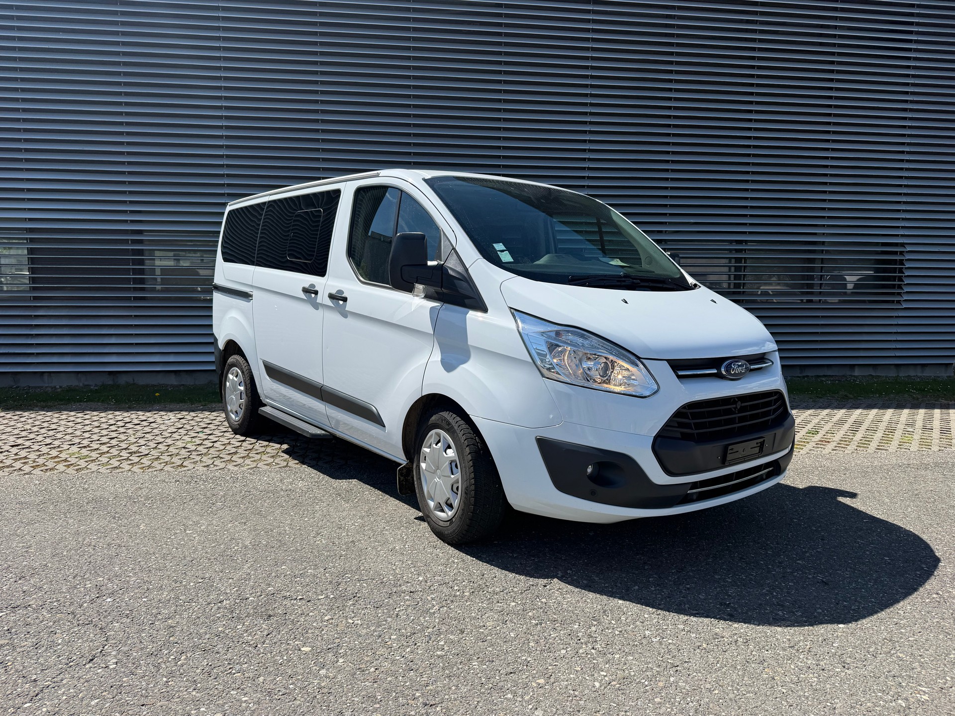 FORD Transit Custom 310 L1H1 Trend SelectShift A-image-3