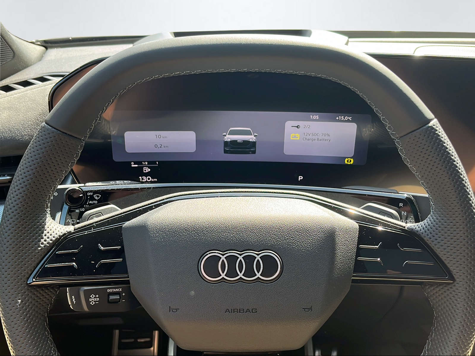 AUDI Q3 SUV TFSI quattro 195 kW S t 2000ccm 265PS/195kW 4 Zylinder TFSI Benzin-image-11
