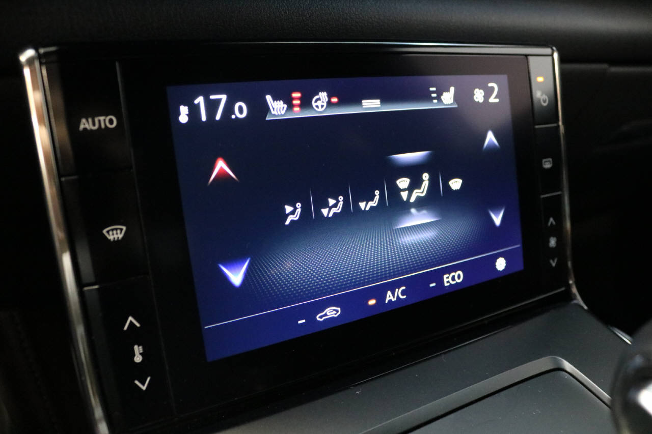 MAZDA MX-30 e-Skyactiv Revolution Automat-image-22