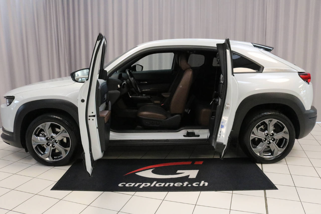 MAZDA MX-30 e-Skyactiv Revolution Automat-image-9