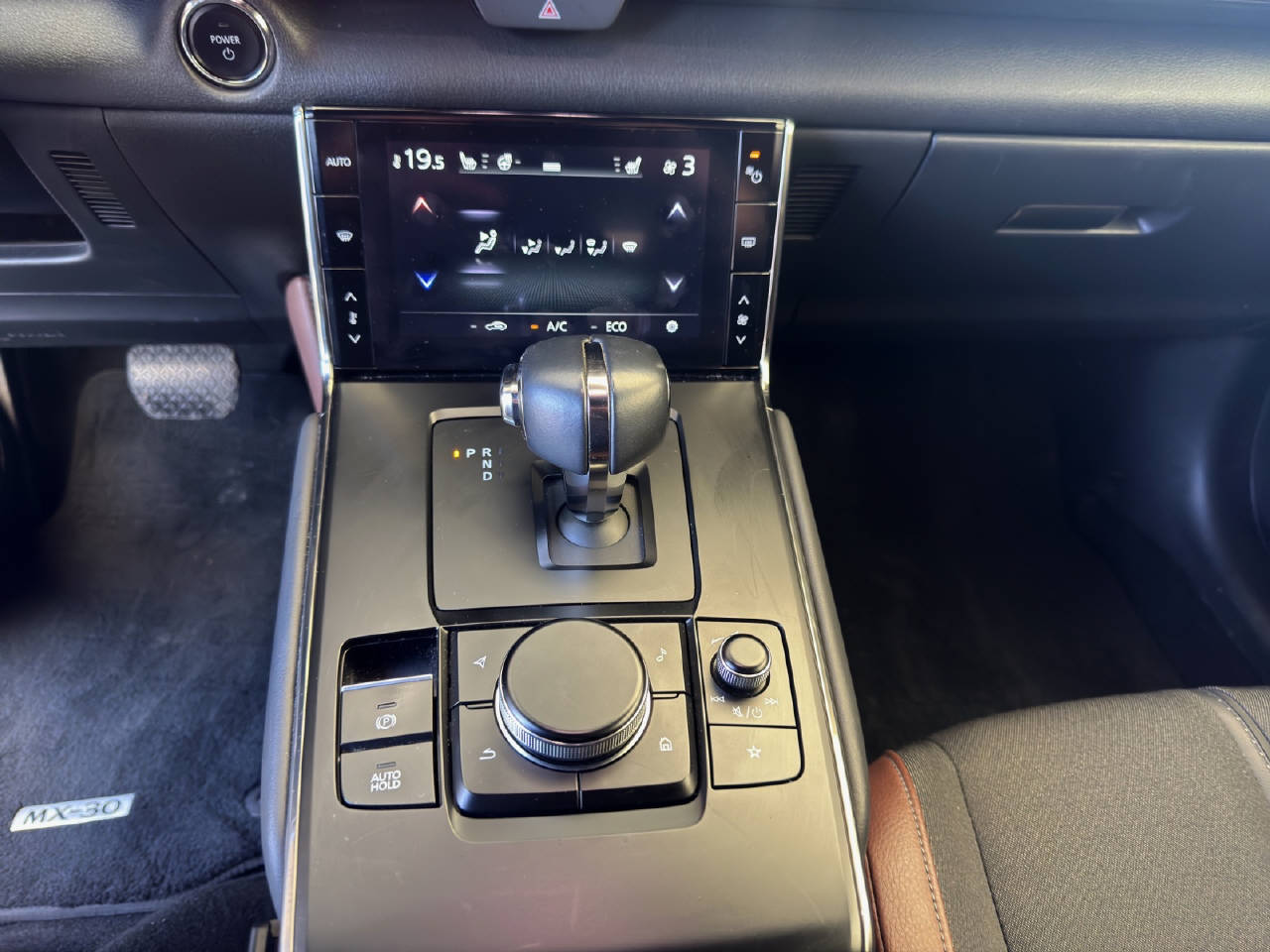 MAZDA MX-30 e-Skyactiv Revolution Automat-image-18
