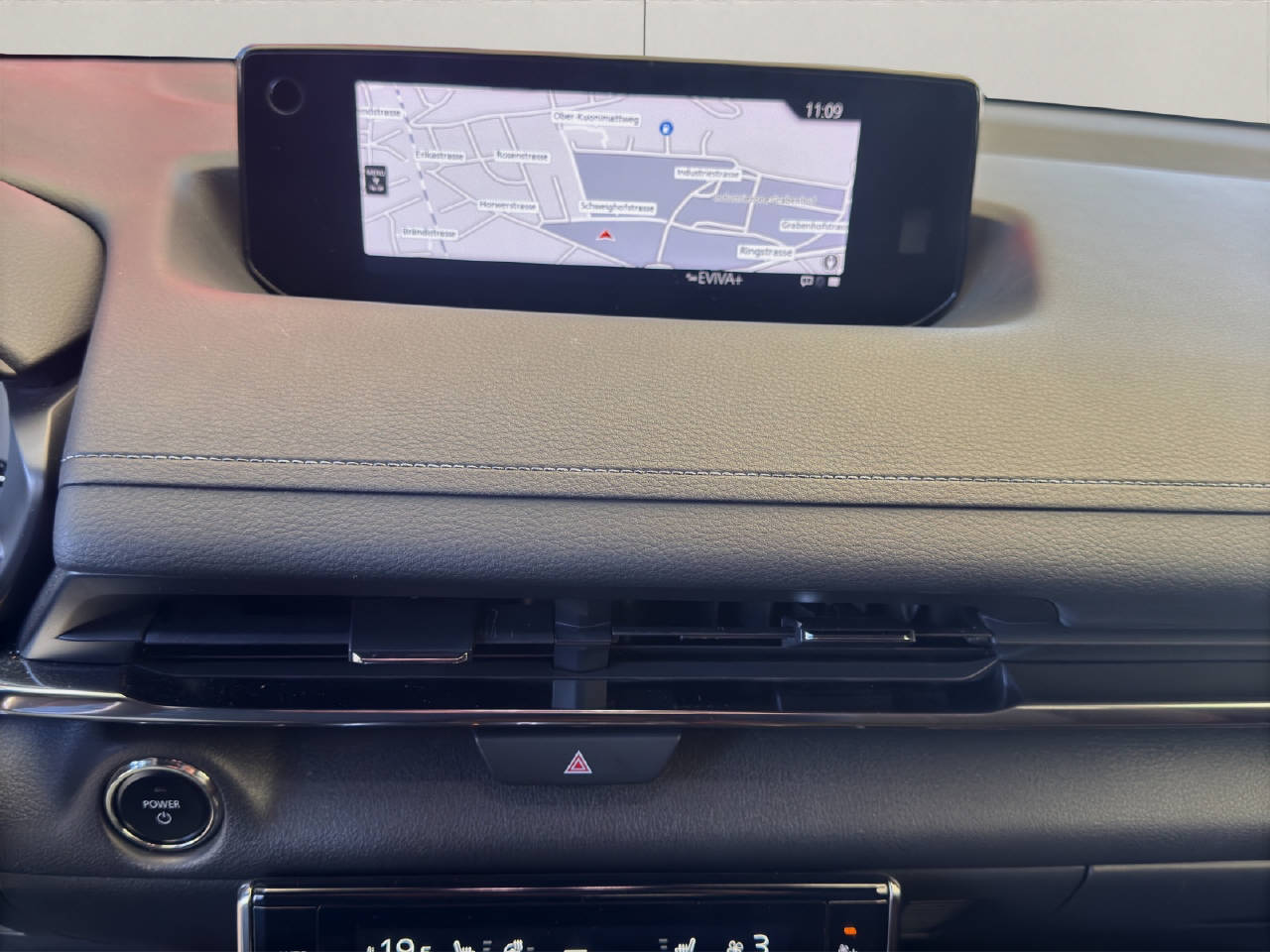 MAZDA MX-30 e-Skyactiv Revolution Automat-image-17