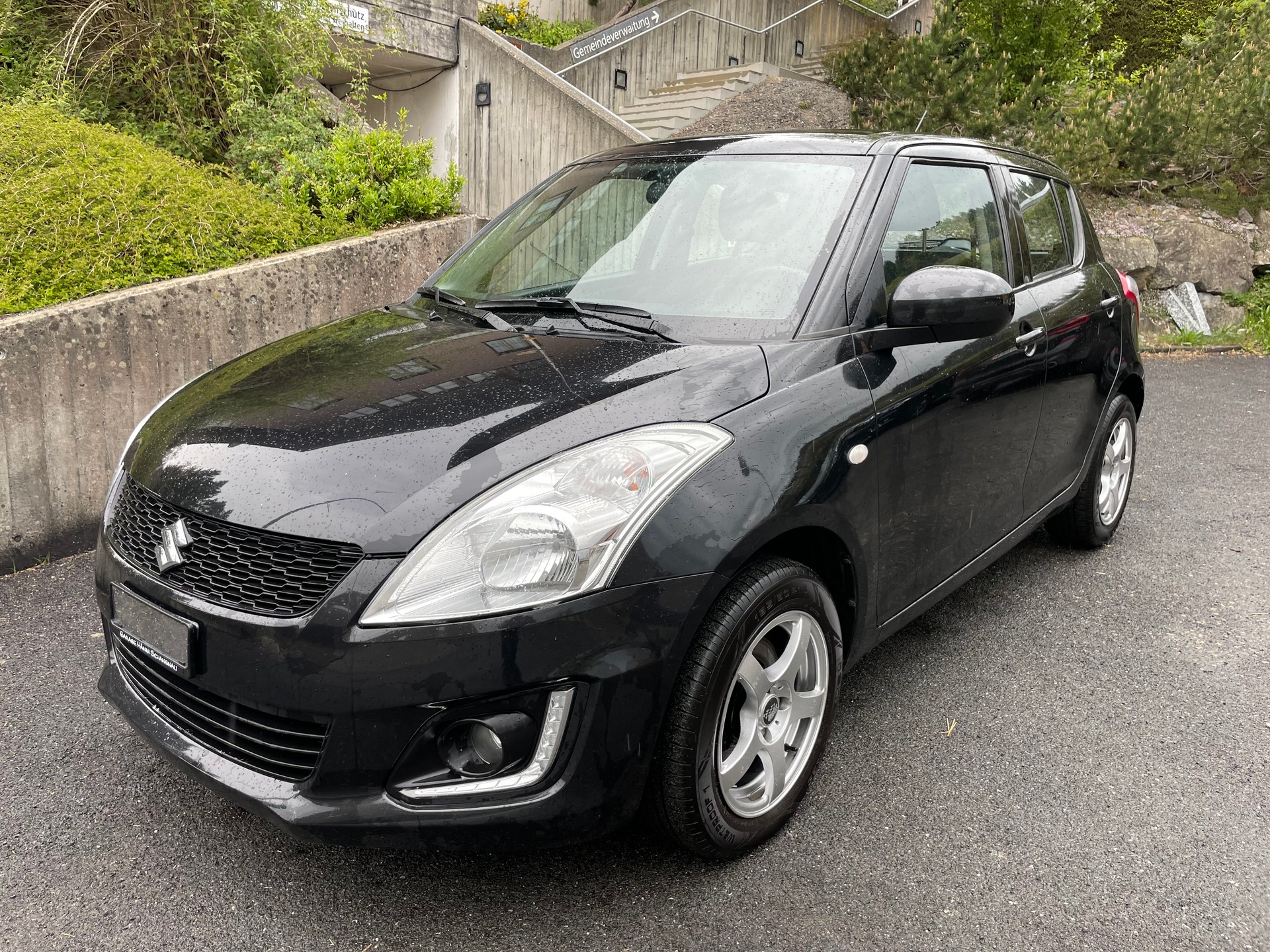 SUZUKI Swift 1.2i 16V Unico 4x4-image-1