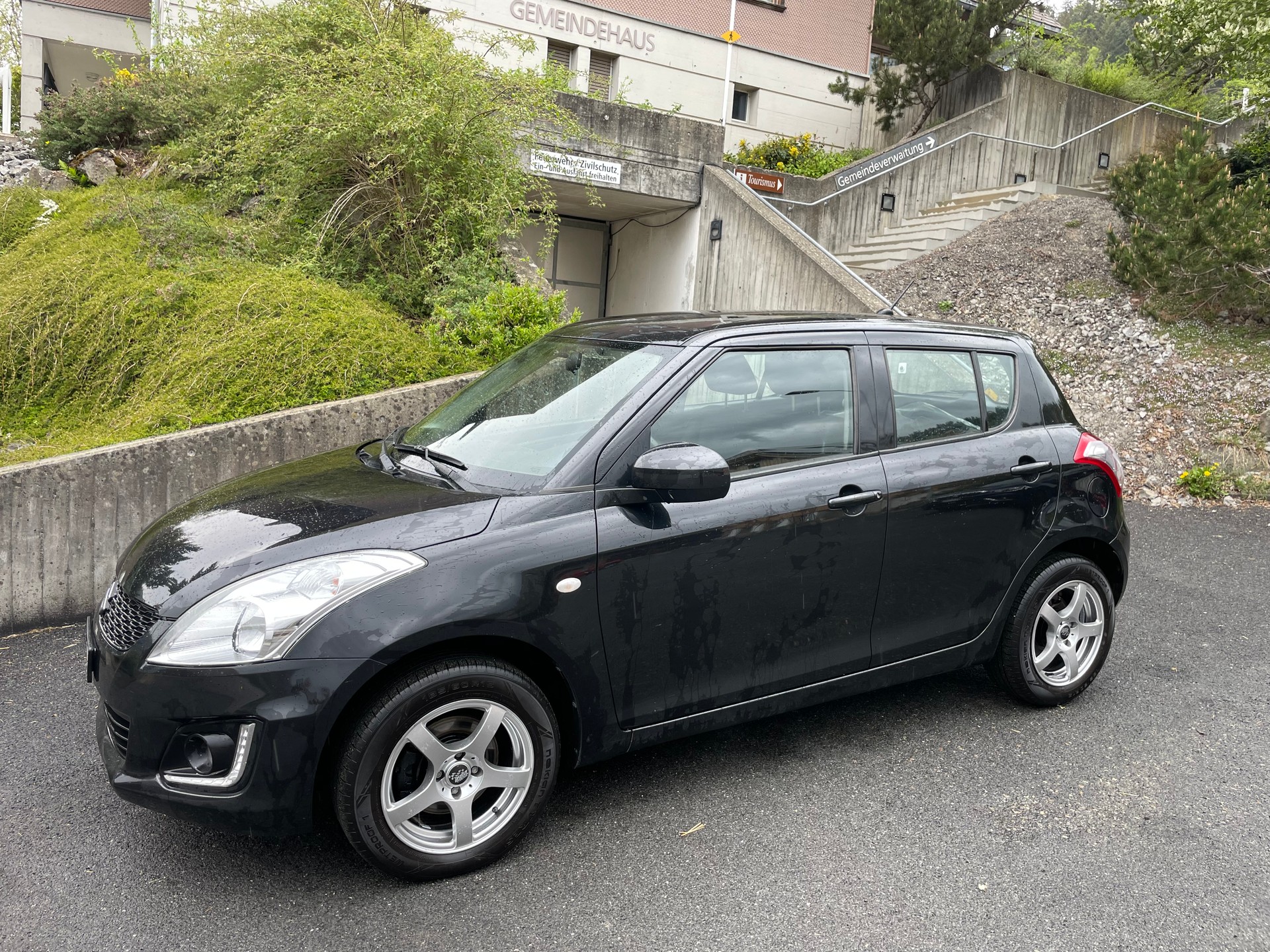SUZUKI Swift 1.2i 16V Unico 4x4-image-0