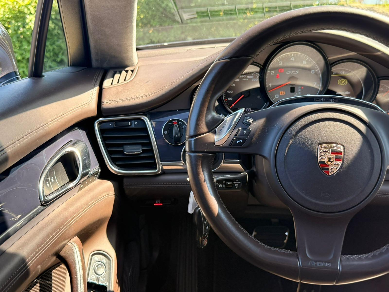 PORSCHE Panamera GTS 4.8 PDK-image-20