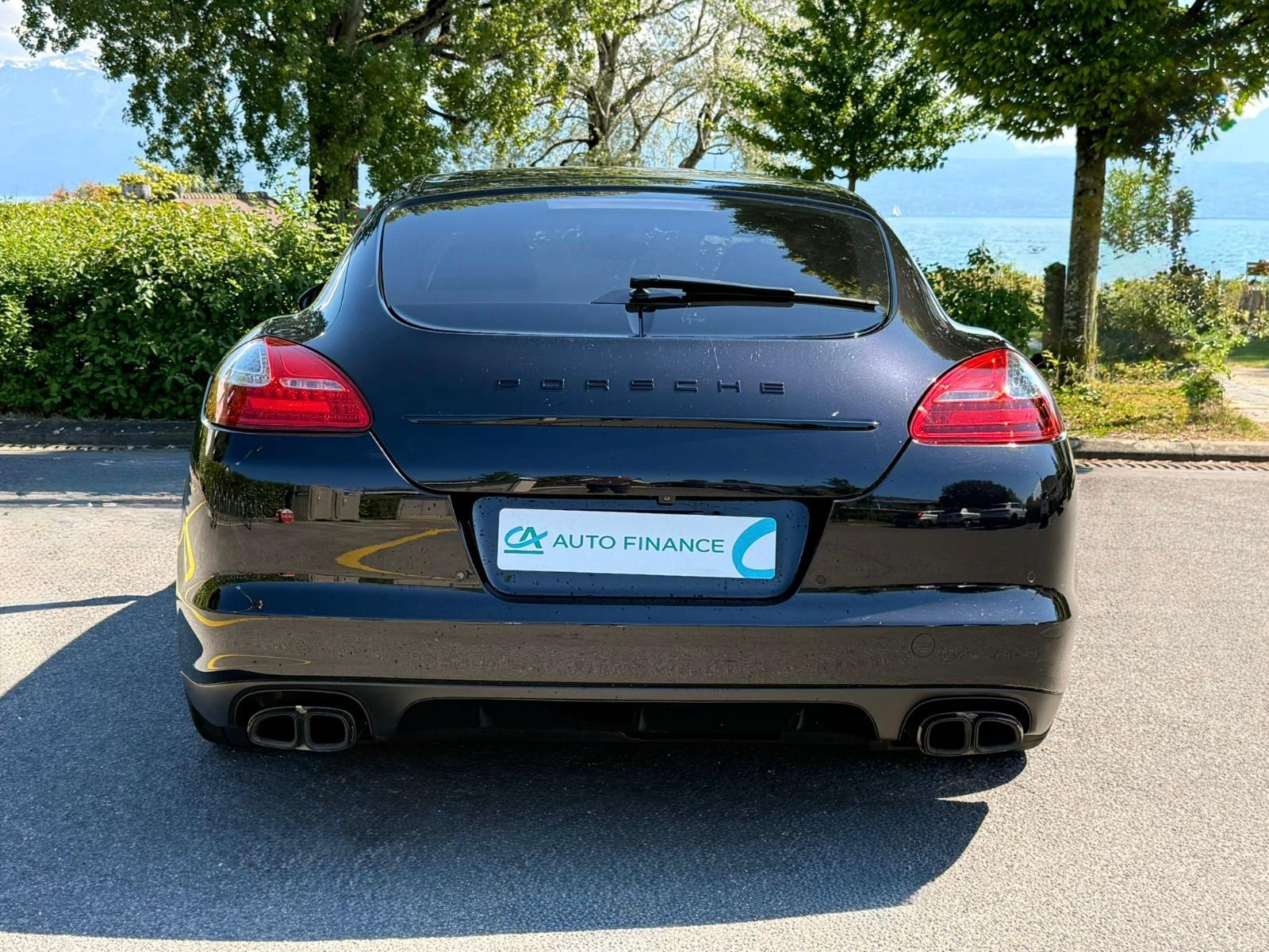 PORSCHE Panamera GTS 4.8 PDK-image-6