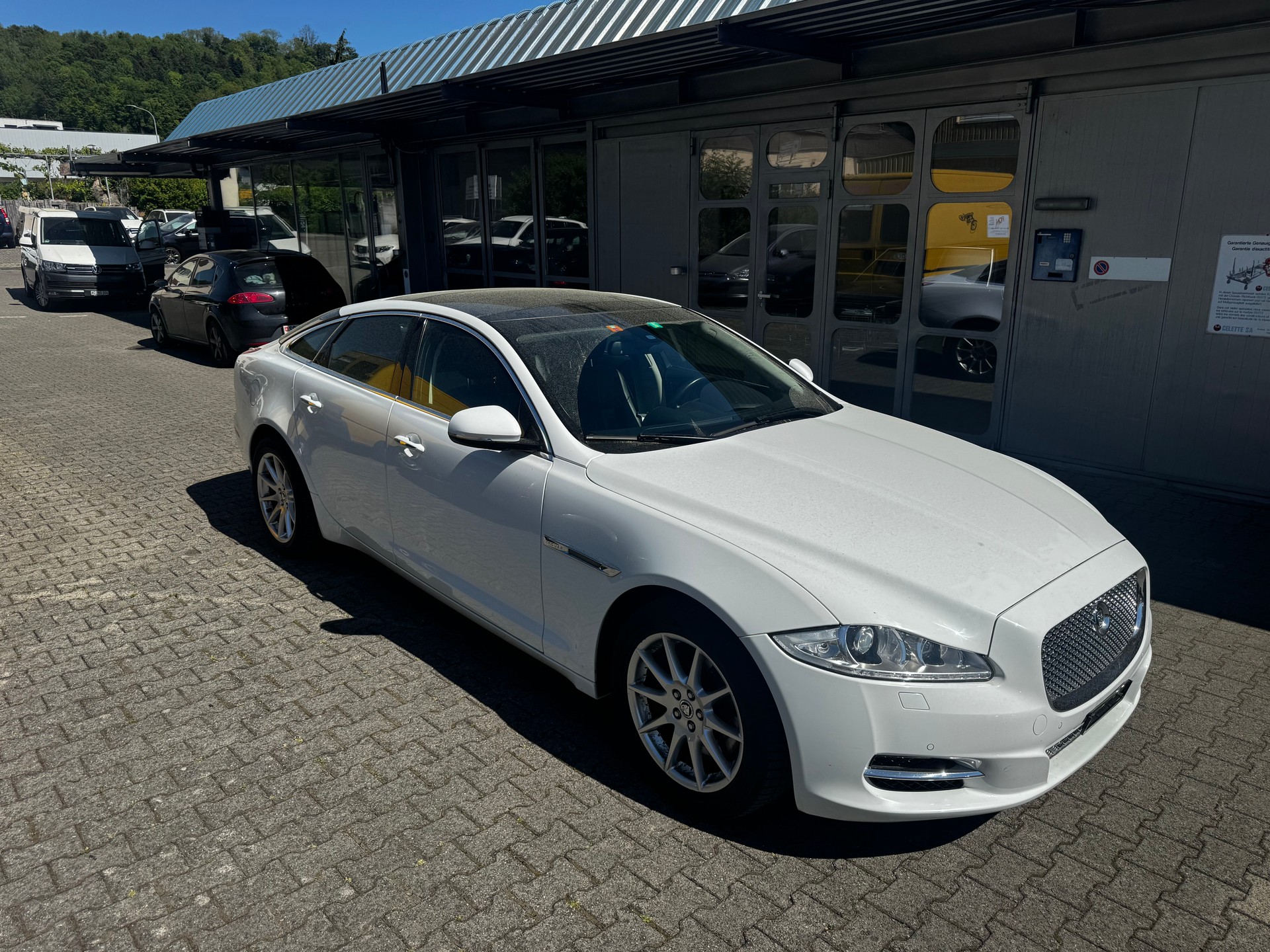 JAGUAR XJ 3.0d V6 Luxury Automatic