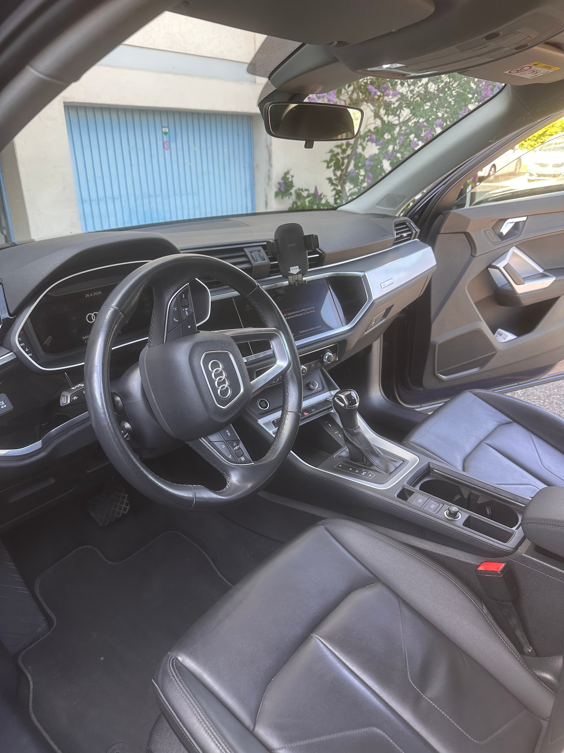 AUDI 2.0 35 TDI Attraction S-Tronic-image-4