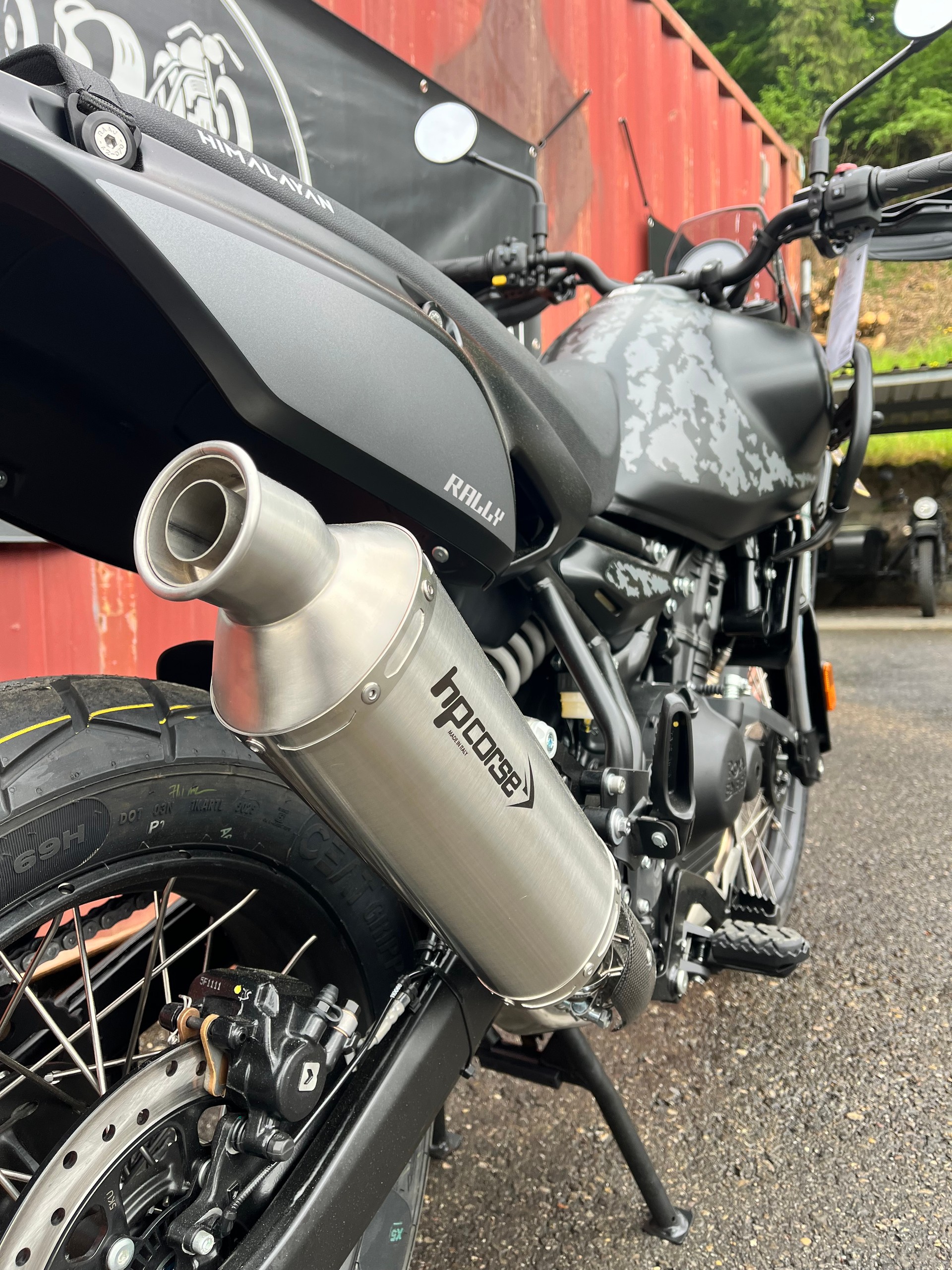 ROYAL ENFIELD Himalayan 452 Tubeless "Mana Black"-image-10