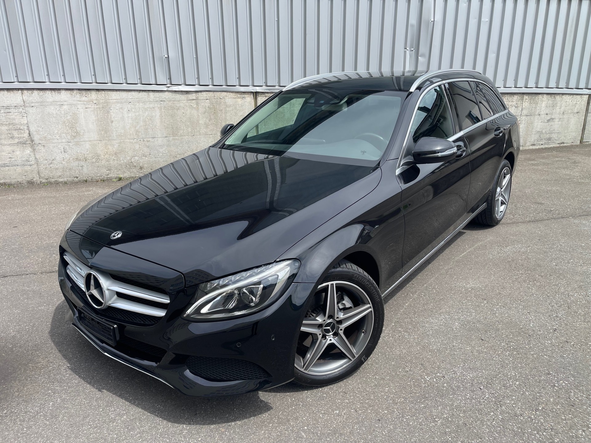 MERCEDES-BENZ C 220 d Swiss Star Avantgarde 4Matic 9G-Tronic