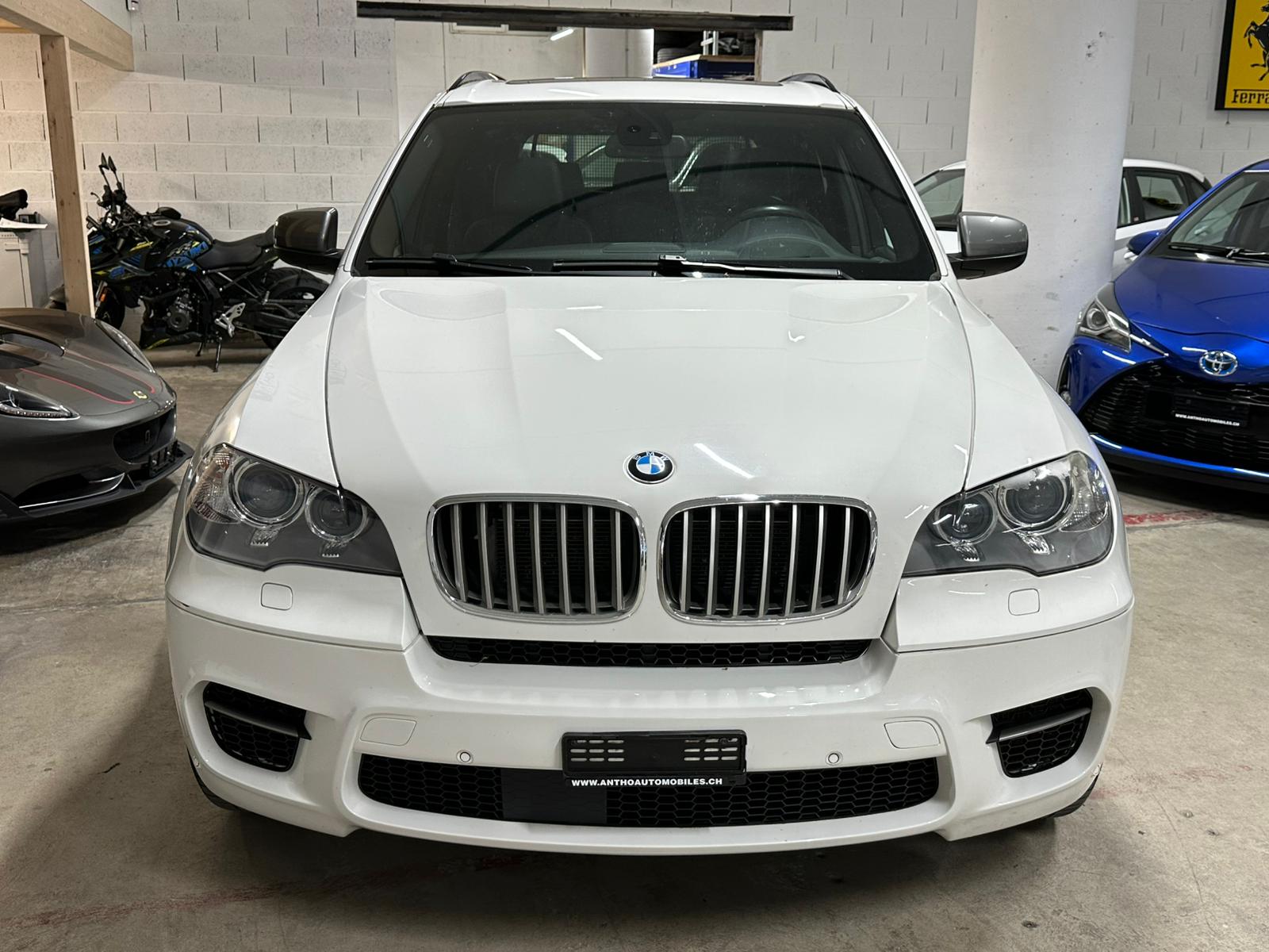 BMW X5 xDrive M50d Steptronic-image-1
