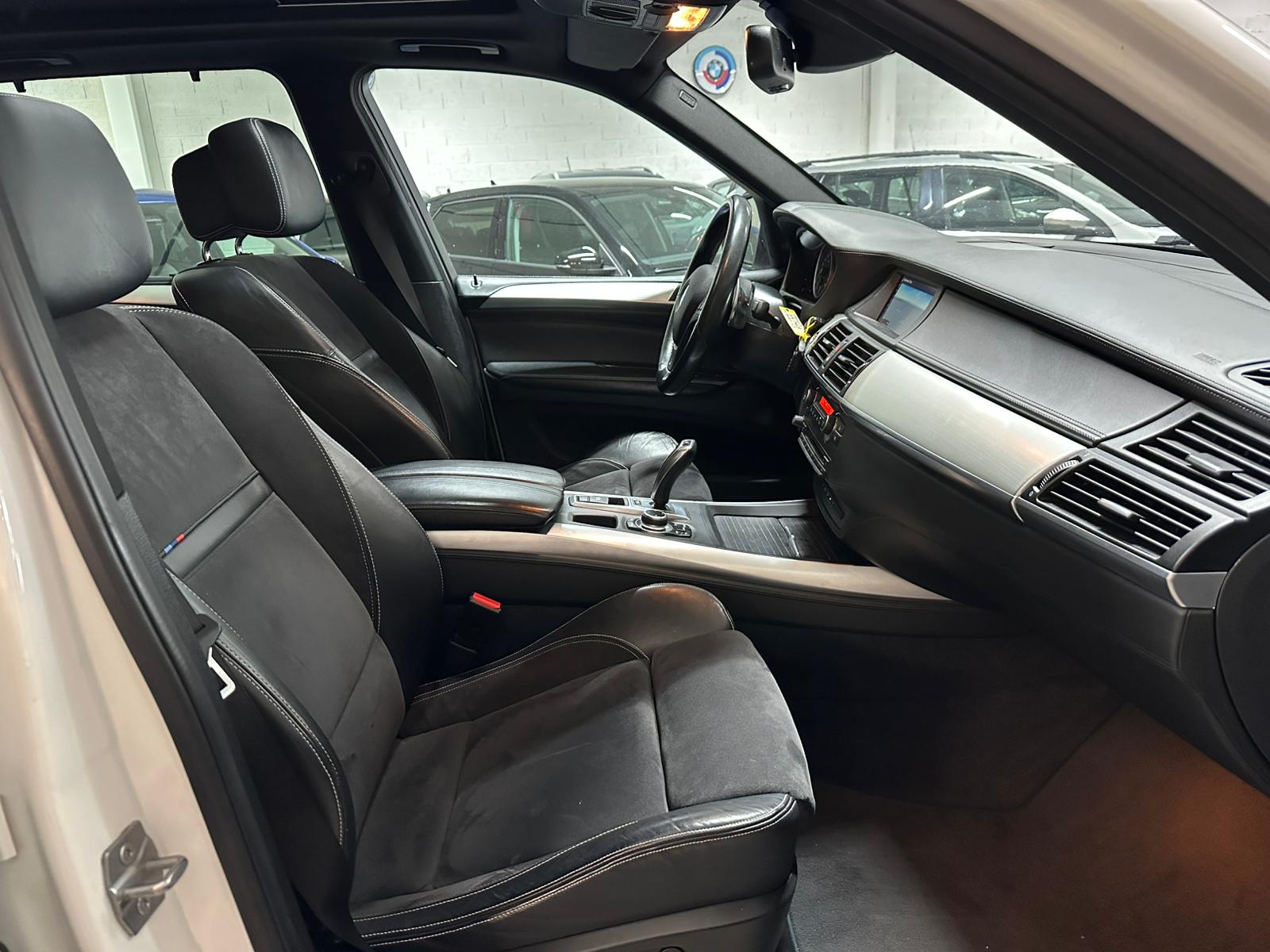 BMW X5 xDrive M50d Steptronic-image-14